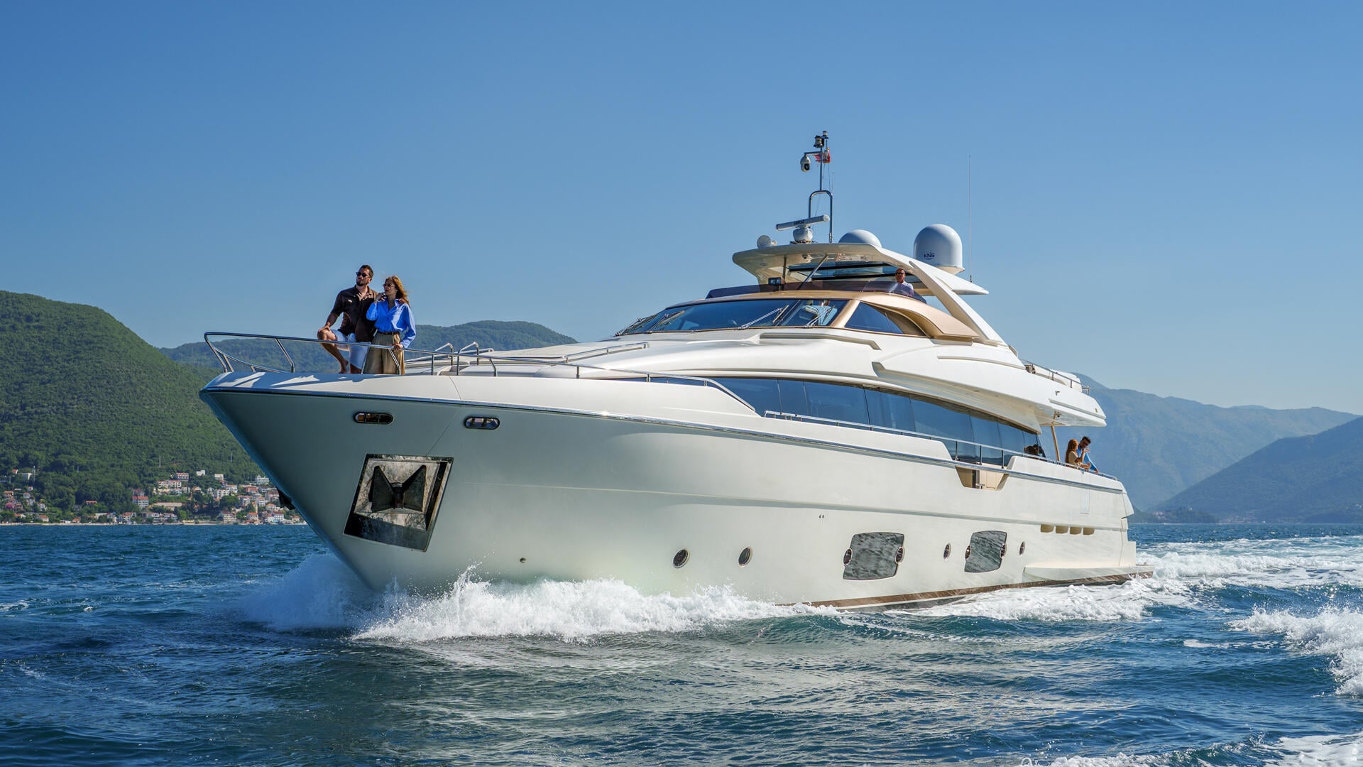 05-Iva-cruising_.jpg