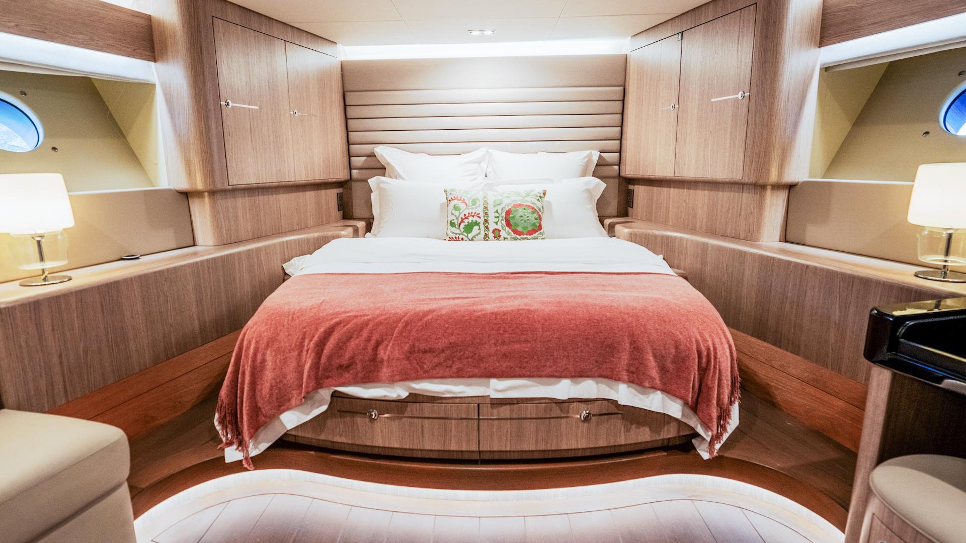22-Dream-Double-cabin_.jpg