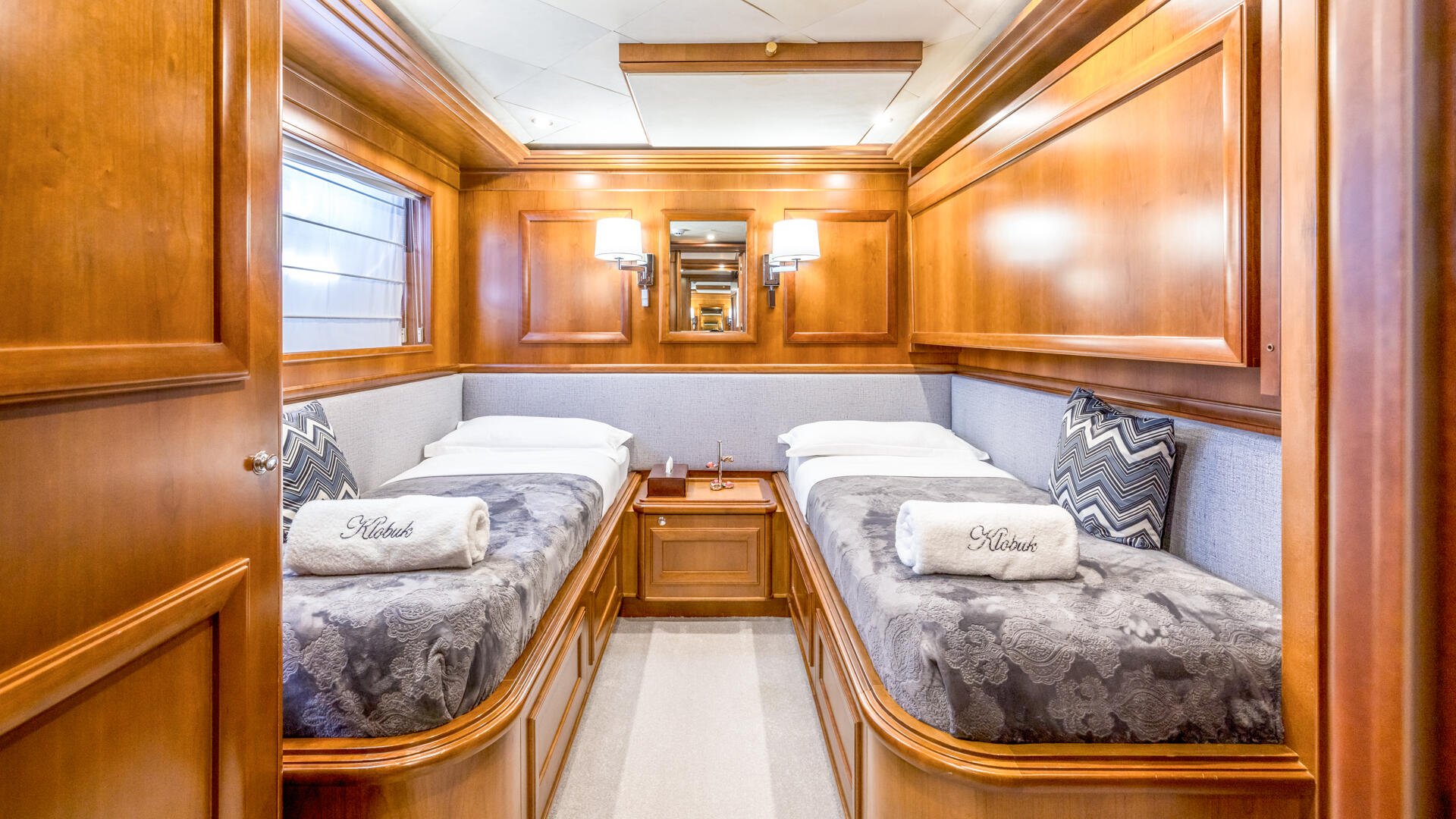 30-Klobuk-Twin-cabin_.jpg