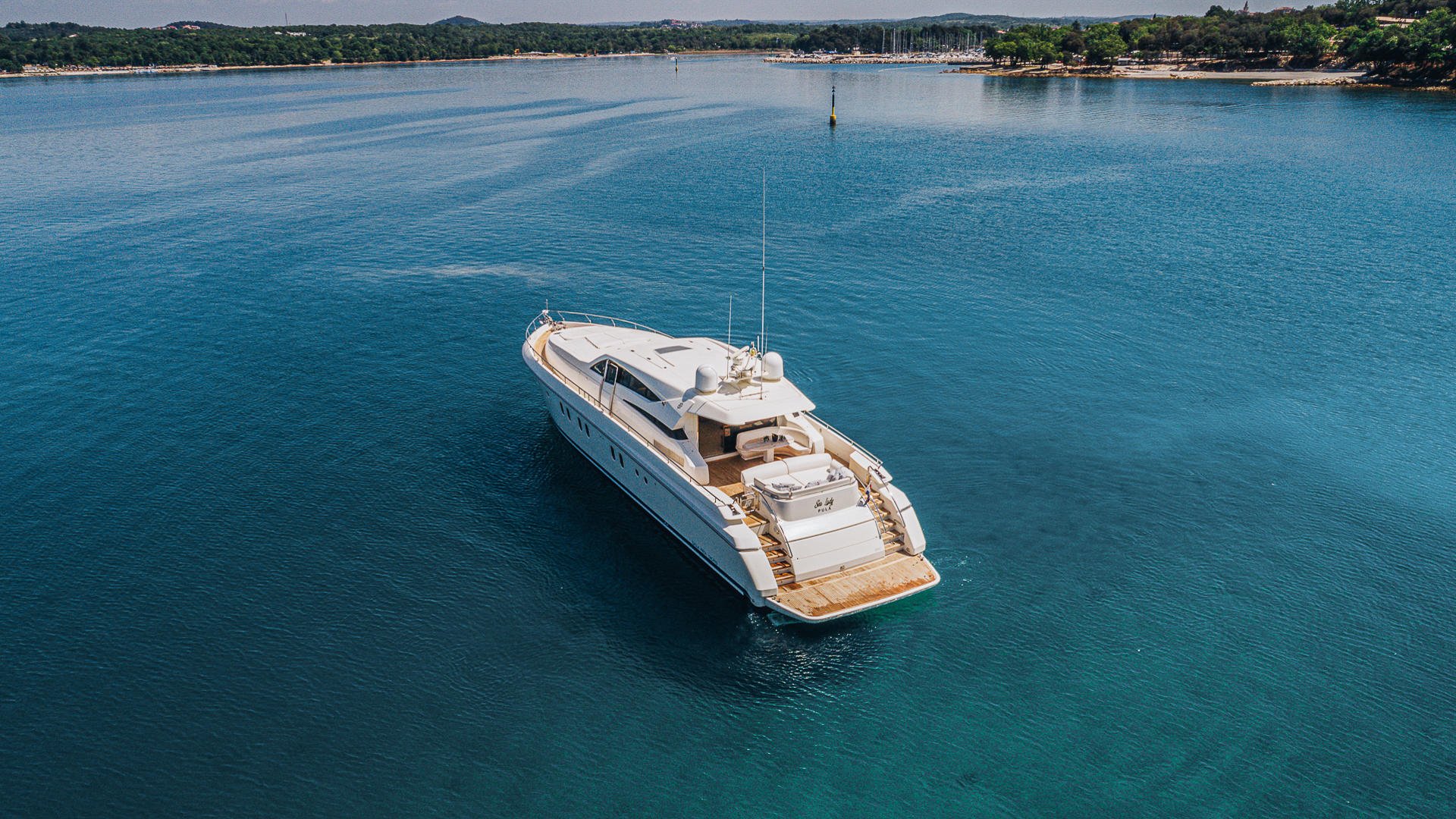 02-SEA-LADY-portside-view.jpg