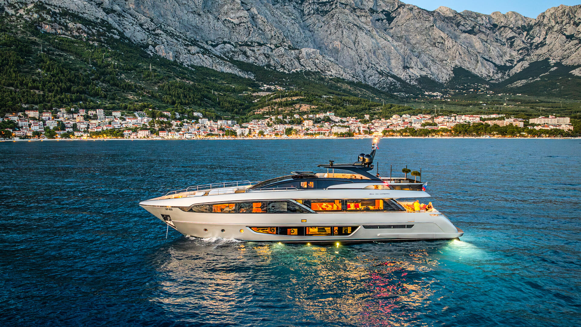 19-No-Stress-portside-at-sunset_.jpg