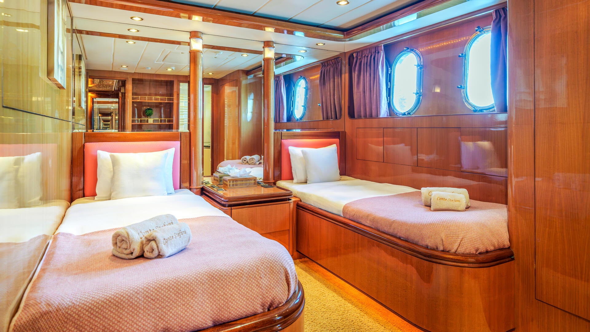 23-Conte-Stefani-Twin-cabin_.jpg