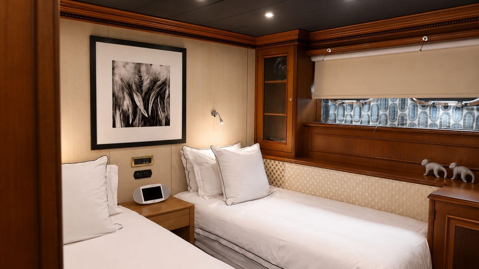 25-Irama-Twin-cabin_.jpg