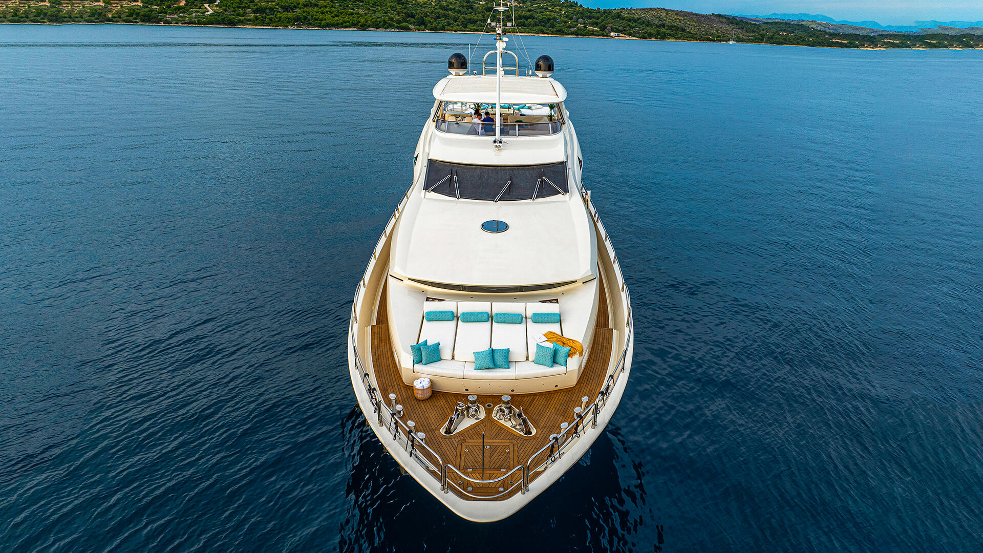 06-Arago-bow-aerial.jpg _ _.JPG