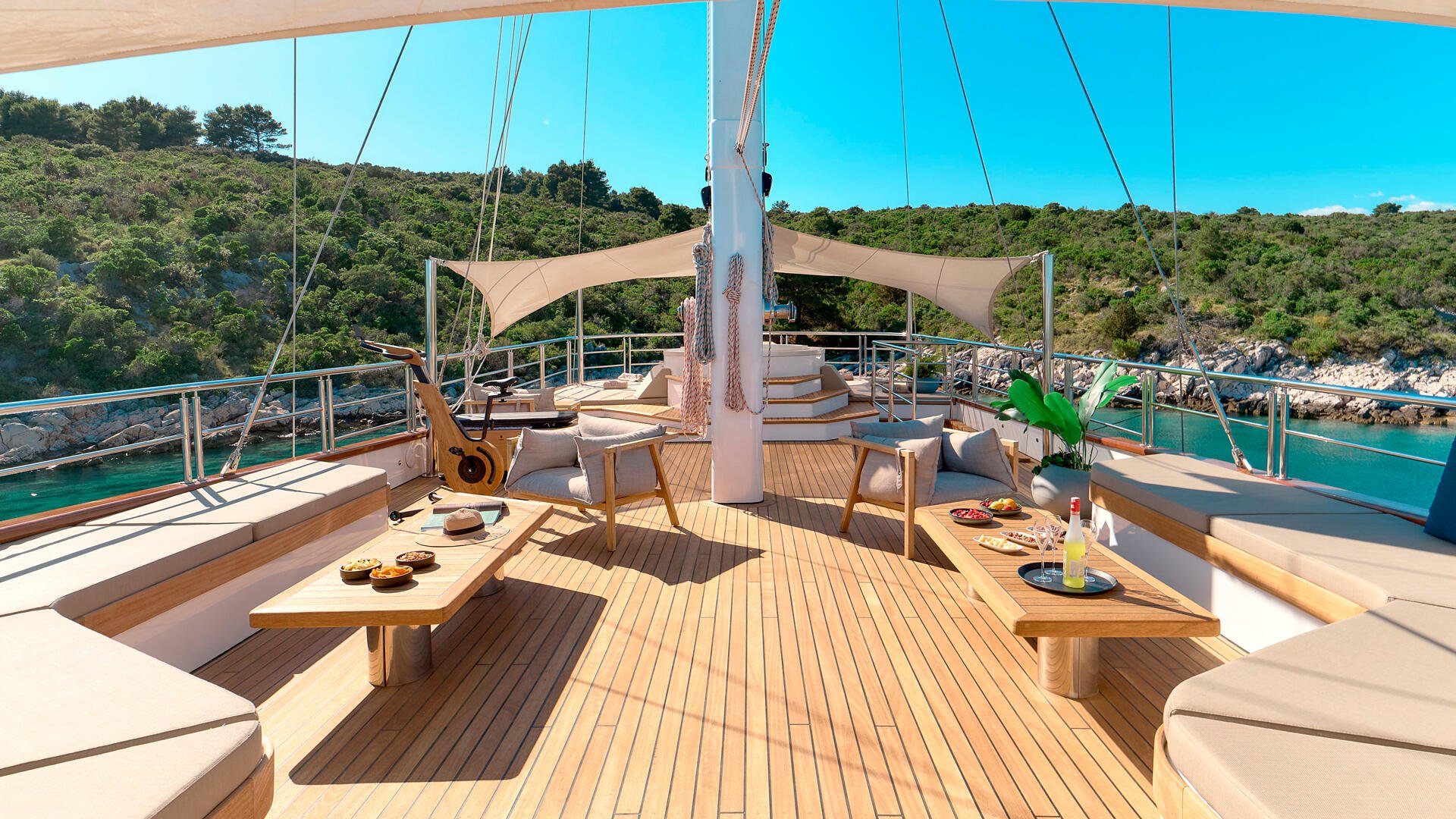 18-Marallure-flybridge_.jpg