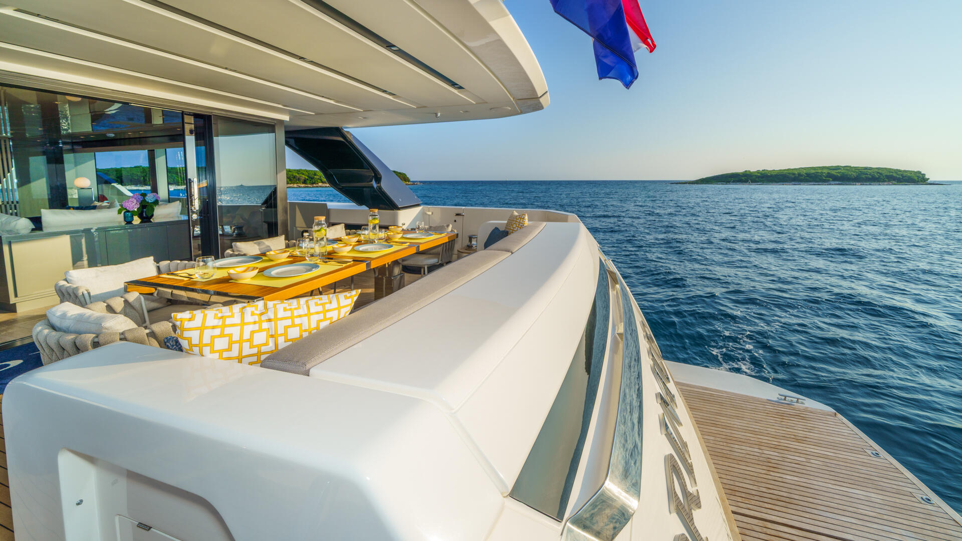 28-Primus-aft-view_.jpg
