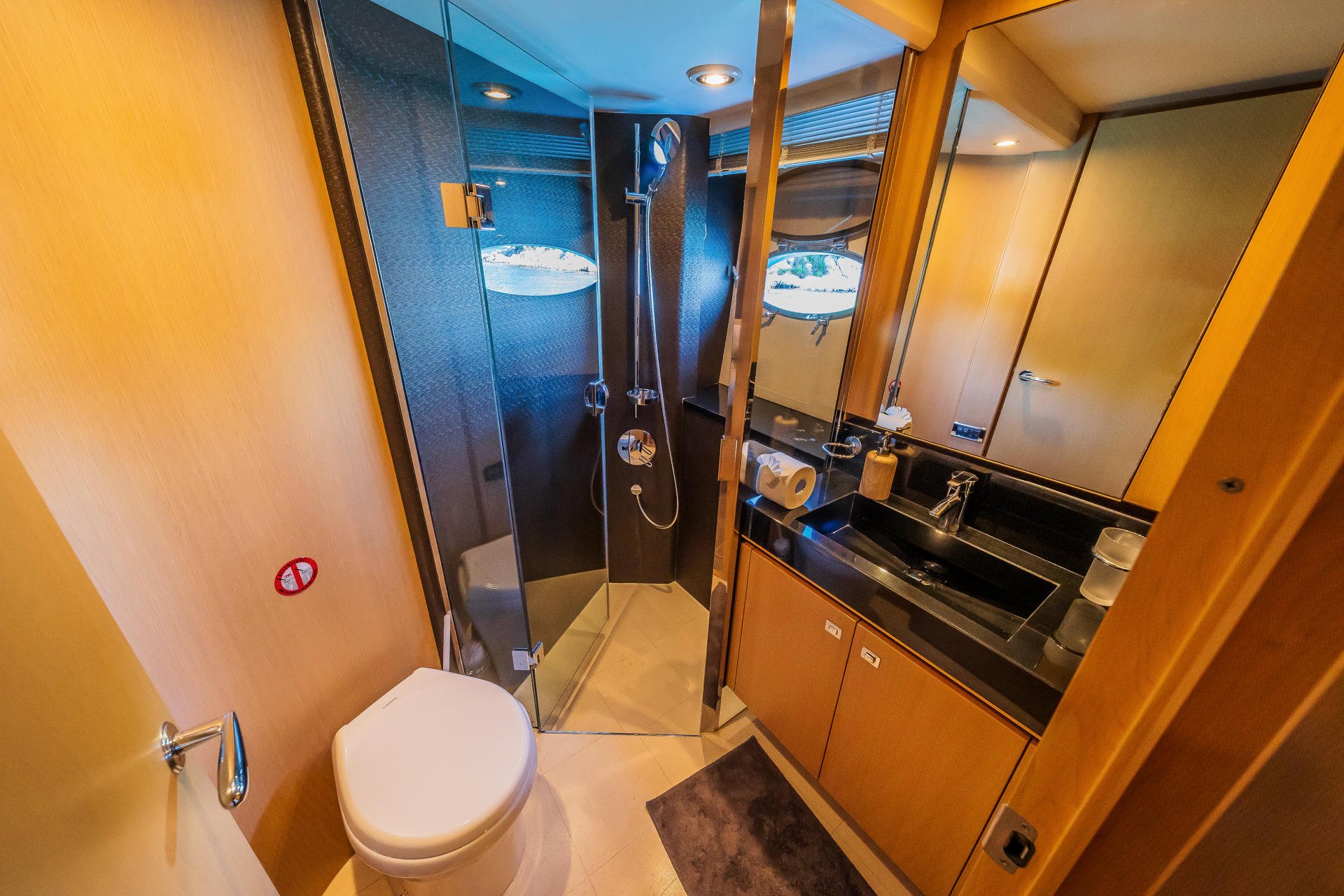32-Gitana-II-twin-bathroom_.jpg