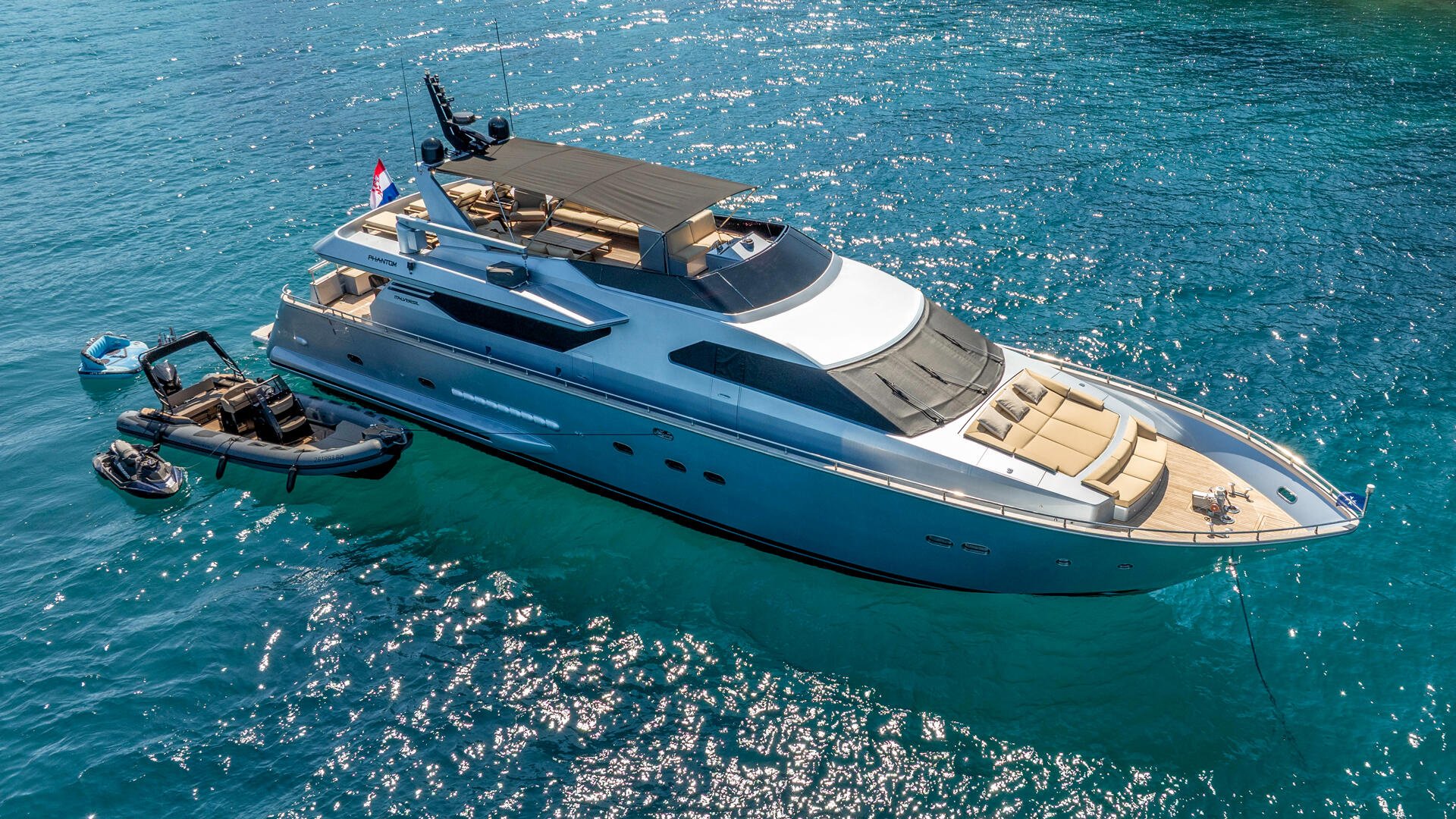 02-Phantom-side-view_.jpg