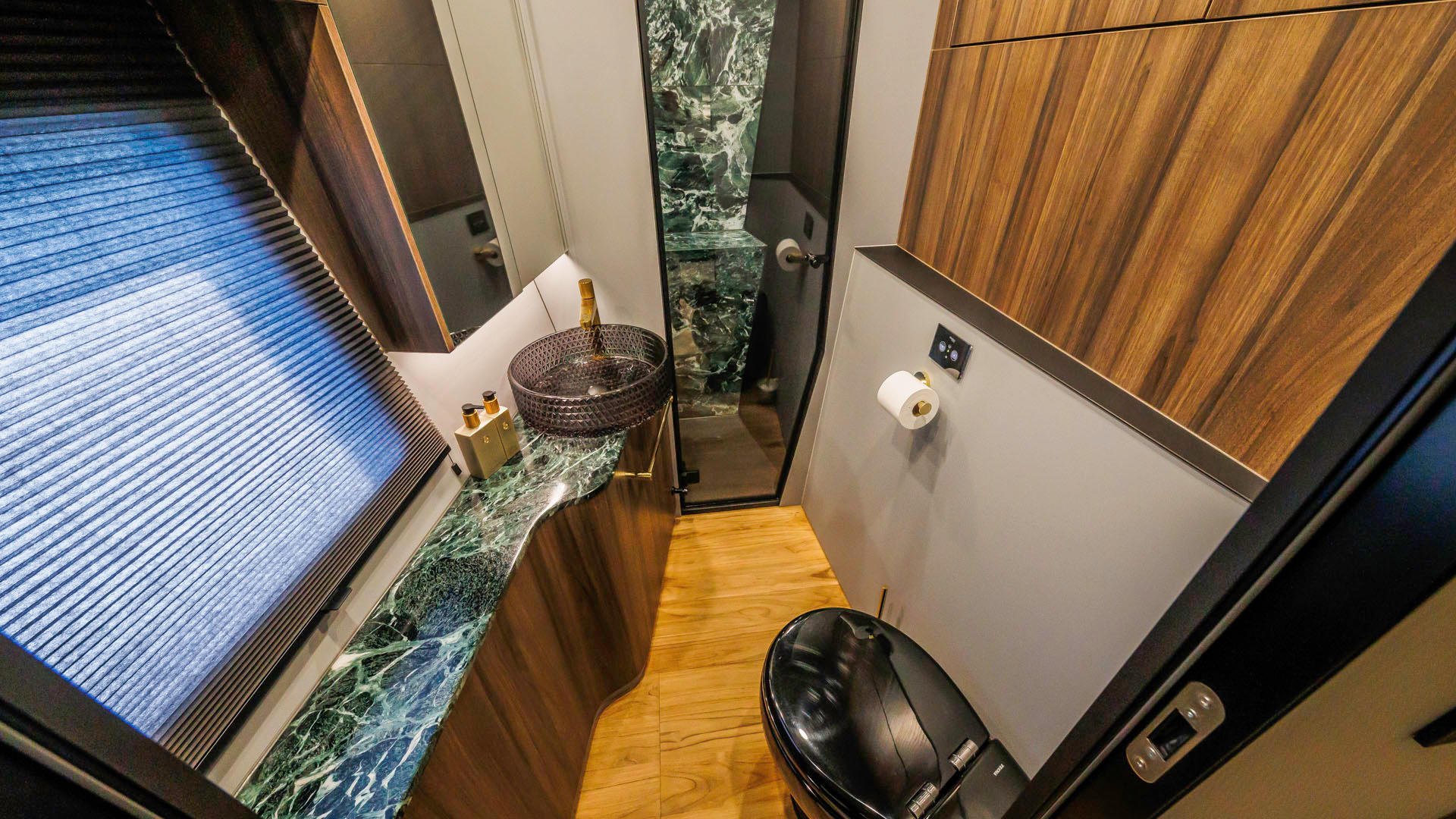 22-Over-the-Moon-Double- cabin-port-side-bow-ensuite.JPG