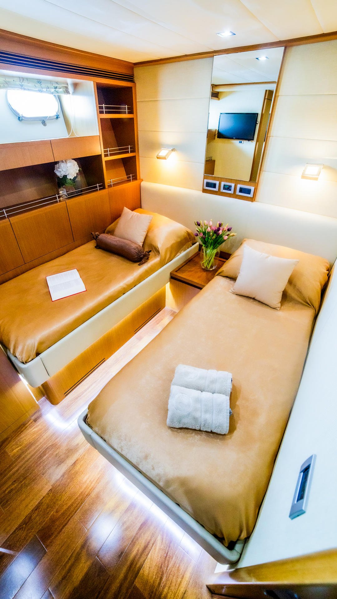 23-ORLANDO-L-Twin-cabin_.jpg
