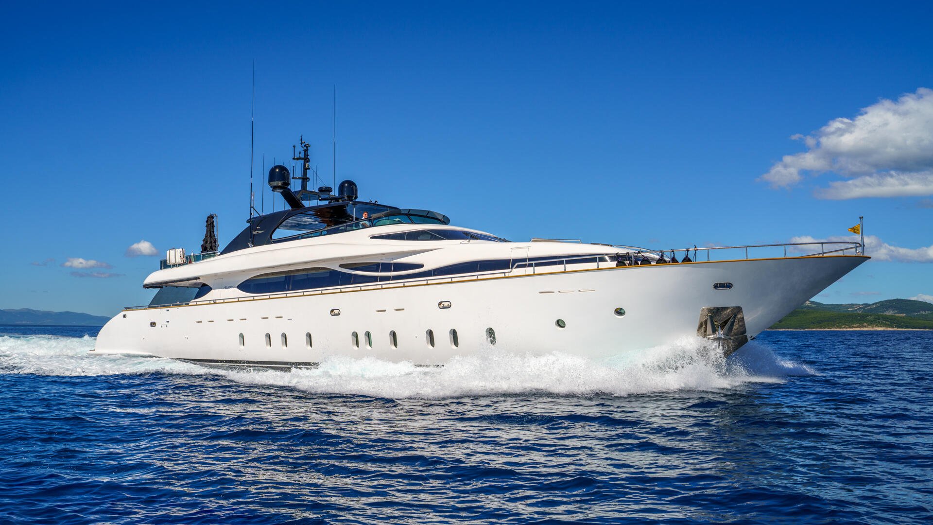 06-Cynthia-starboard_.jpg