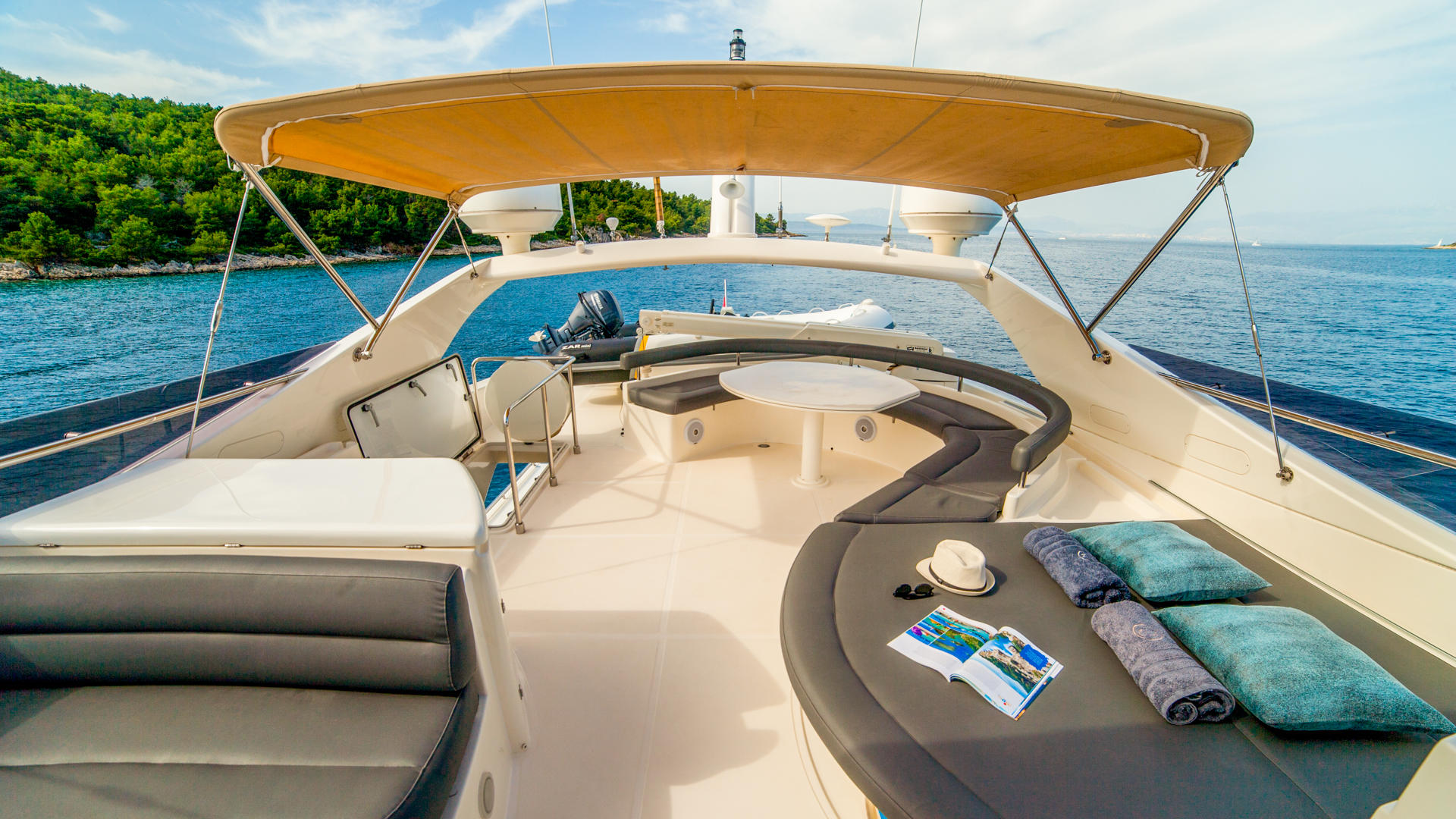 09-ORLANDO-L-flybridge_.jpg