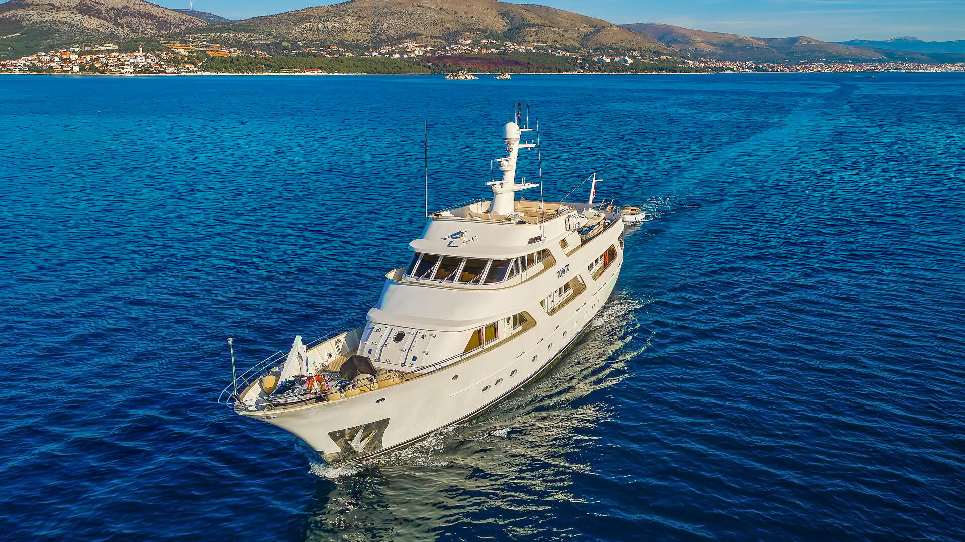 00-To-Je-To-cruising_.jpg