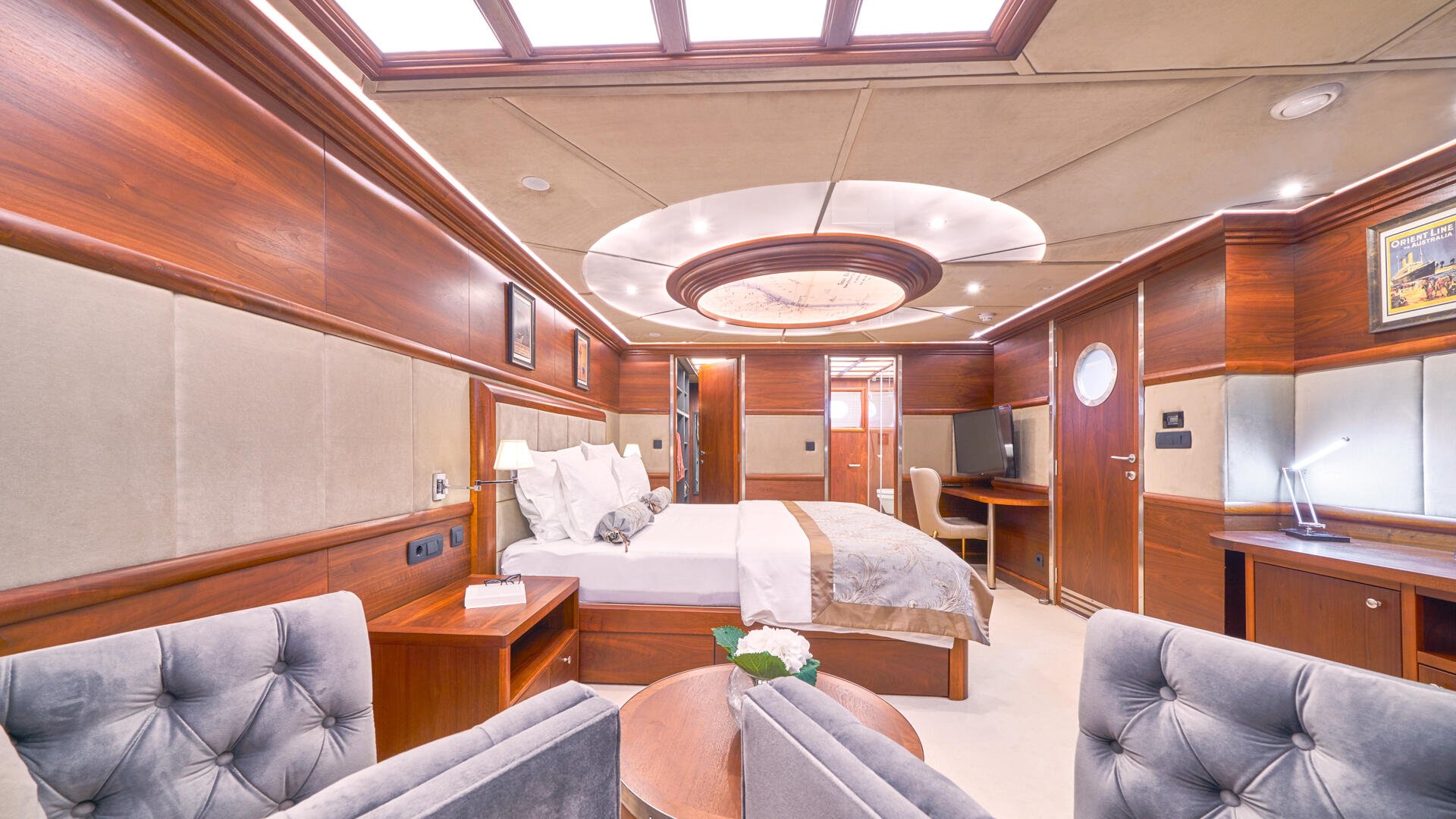 29-Lady-Gita-aft-Master-cabin-side-view_.jpg