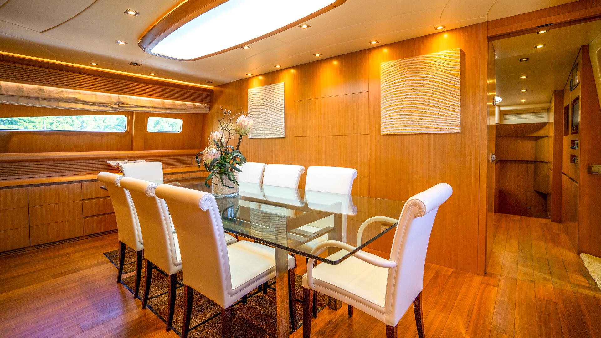 13-Cynthia-salon-dining-table_.jpg