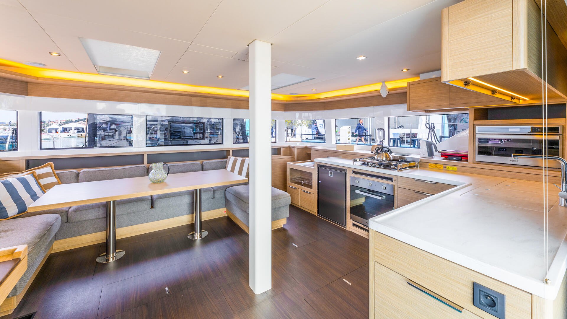 14-Artisan-galley-view_.jpg