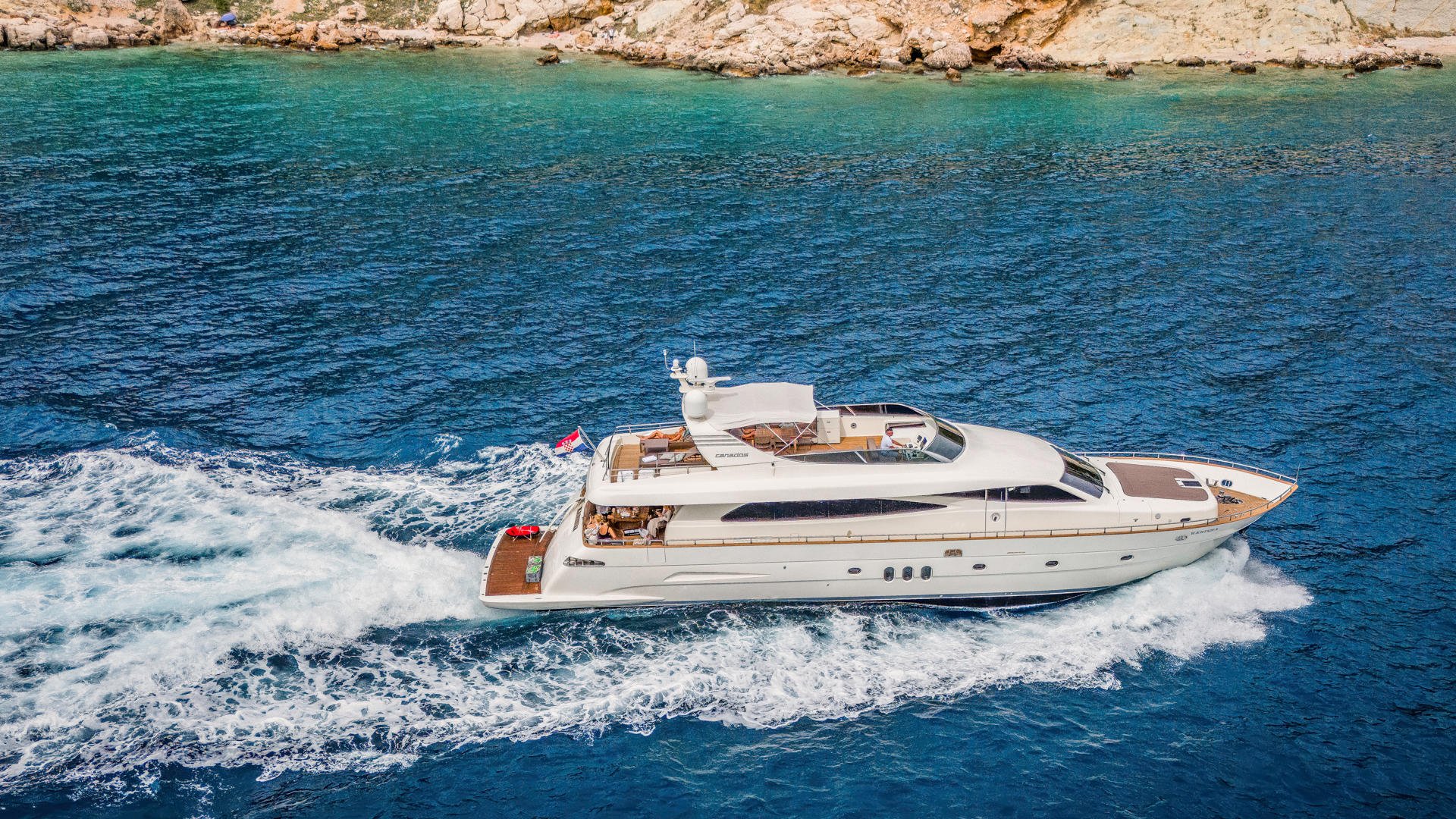 08-KARISMA-starboard-side-view_.JPG