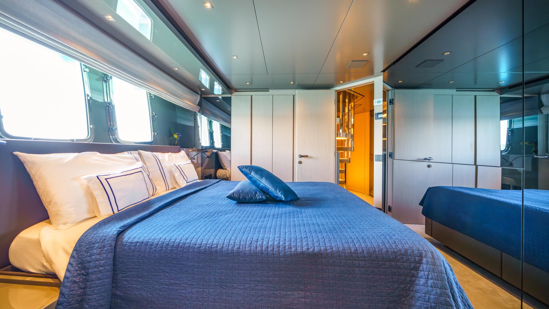 37-Primus-Double-cabin-side-view_.jpg