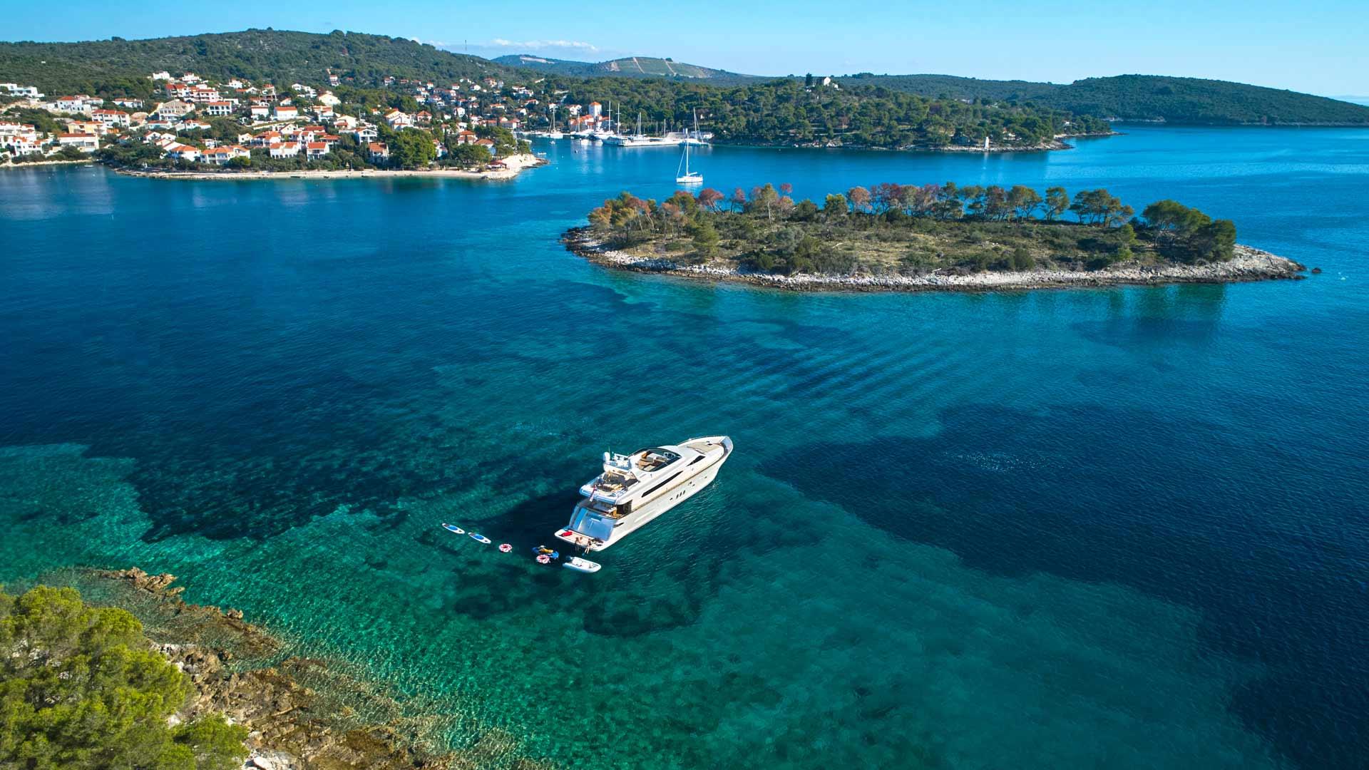 12-KARISMA-island-surrounding_.jpg