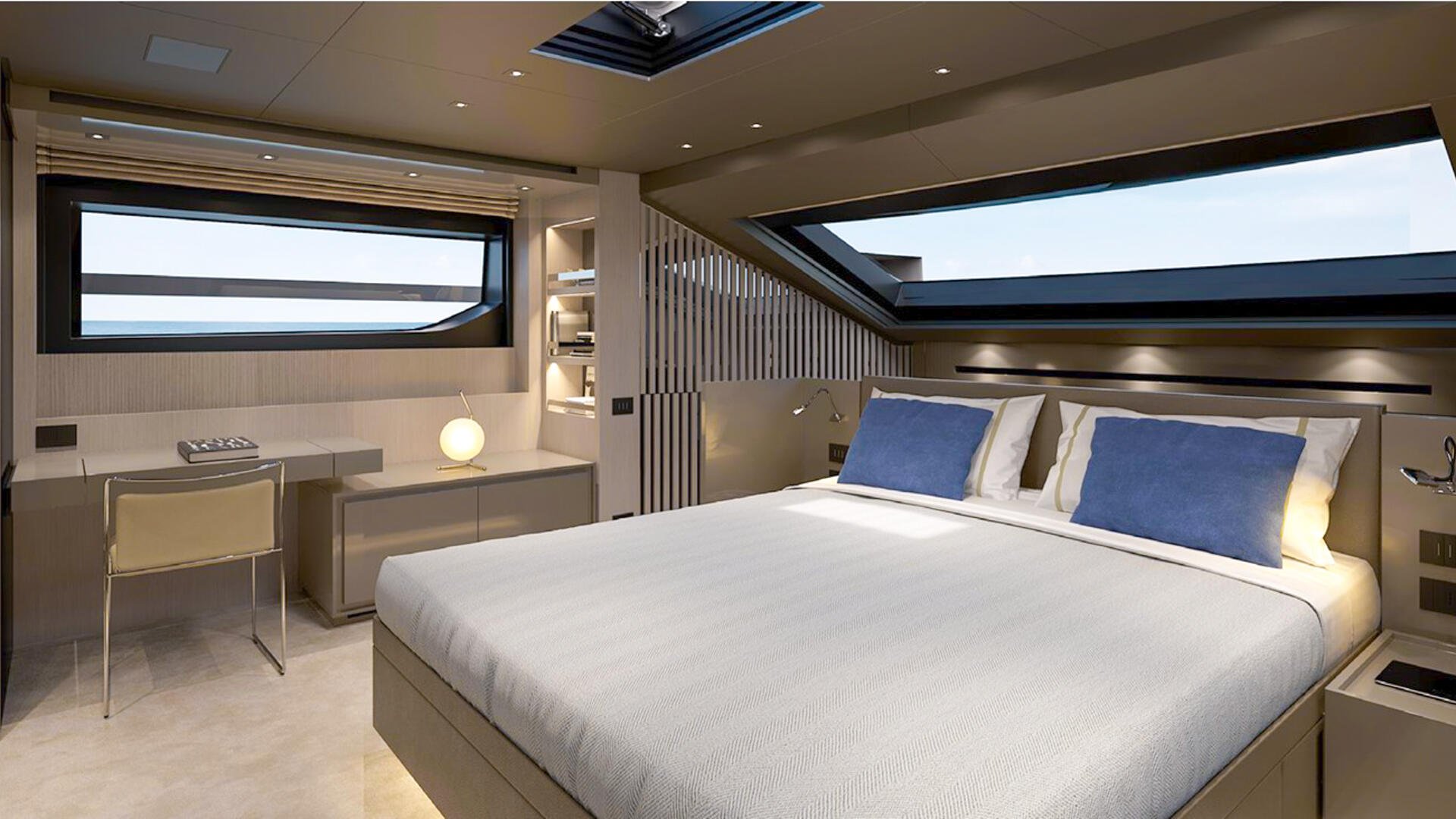 10-Primus-Master-cabin-side-view_.jpg