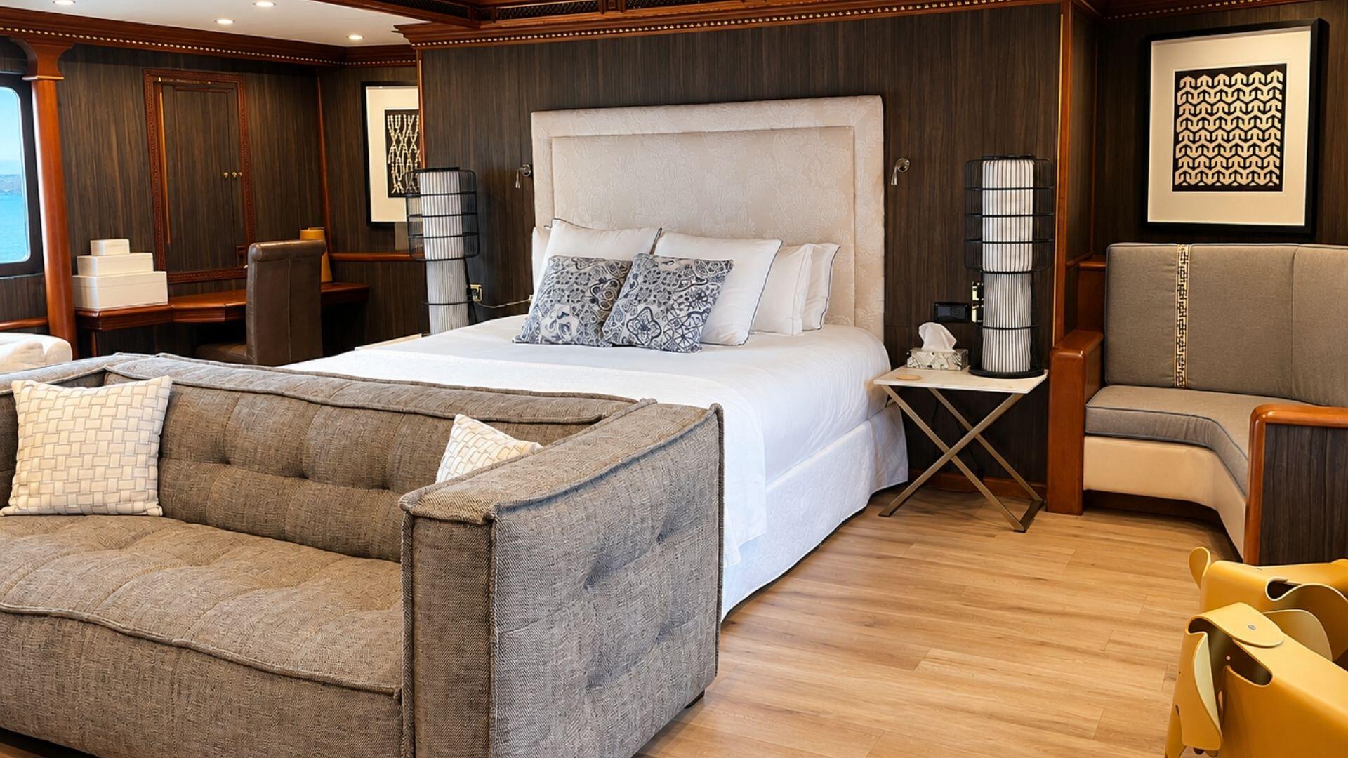 16-Irama-Master-cabin_.jpg
