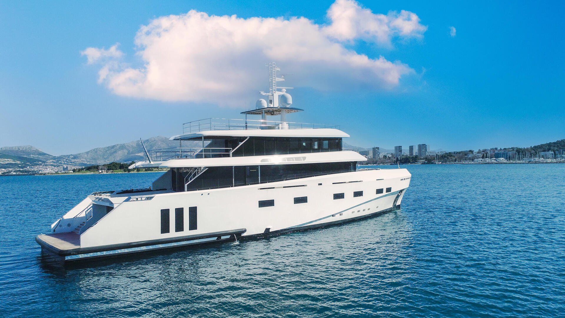 04-Renata-stern-view_.jpg