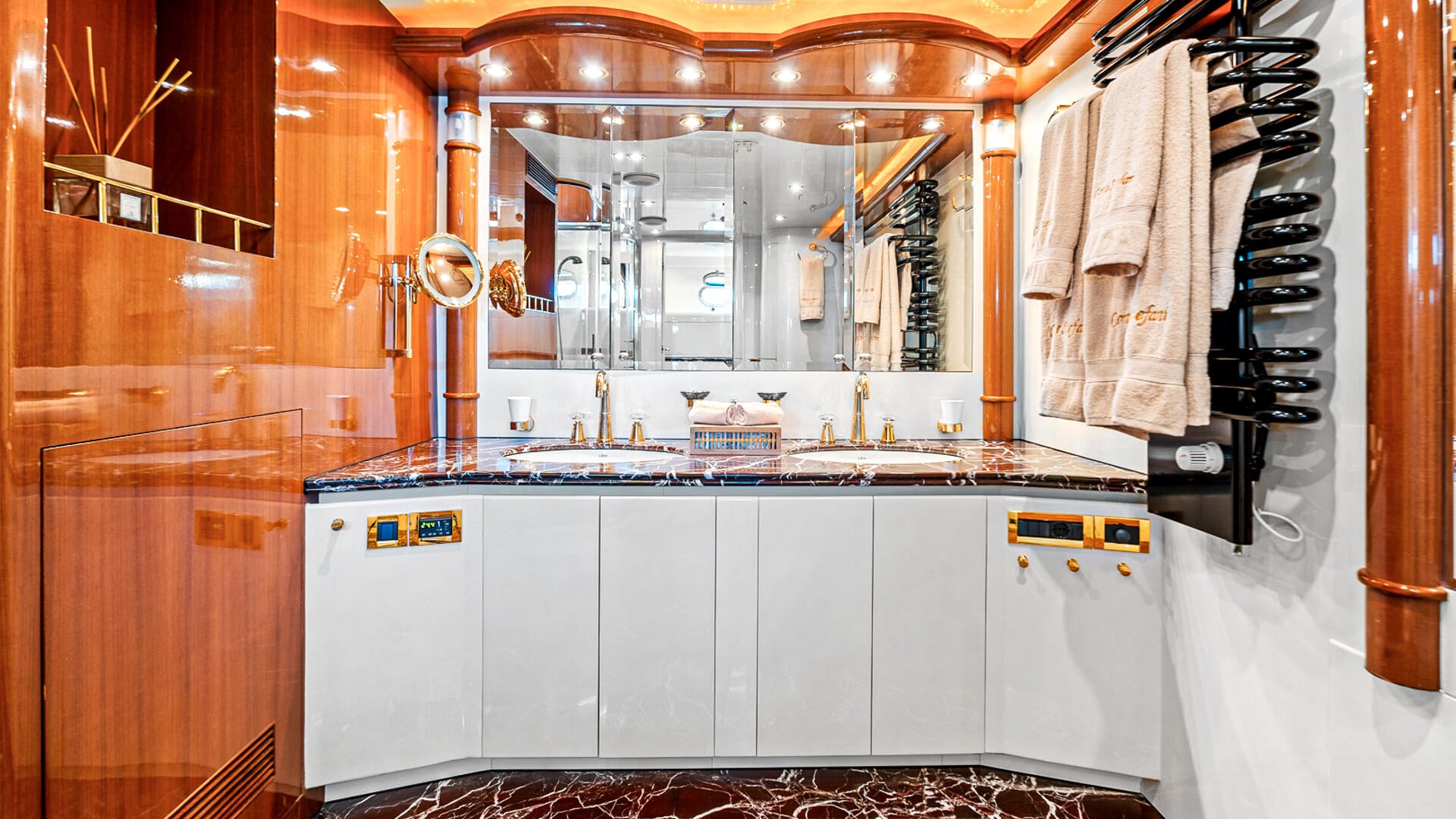 31-Conte-Stefani-ensuite_.jpg