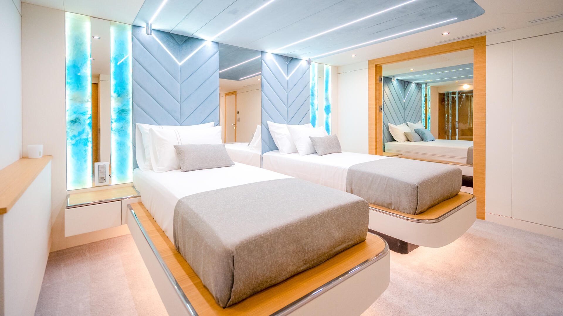 38-Renata-Lower-deck-Twin-stateroom-connecting_.jpg