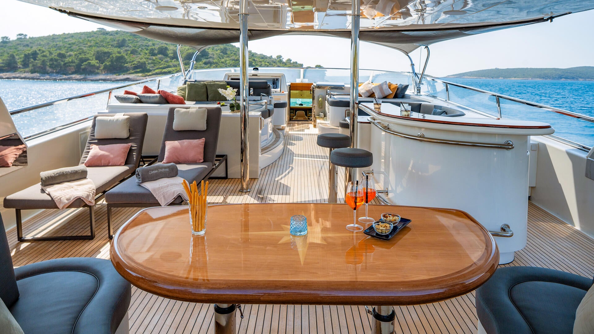 10-Conte-Stefani-flybridge_.jpg