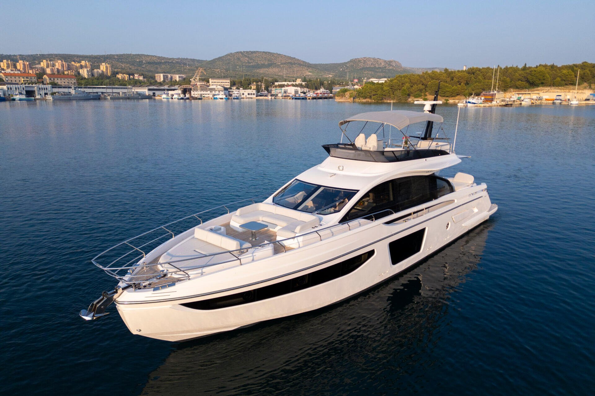 01-FELICITA-anchored.jpg