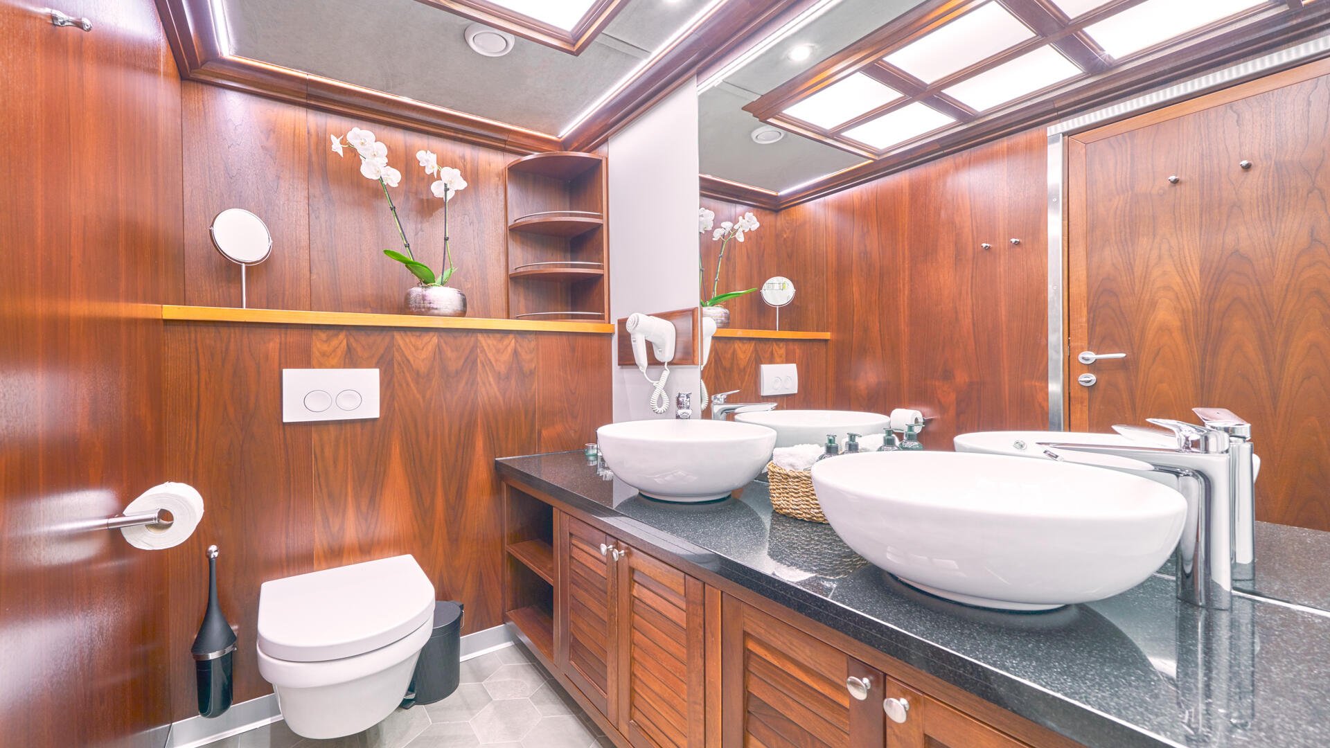 36-Lady-Gita-cabin-2-3-4-and-5-bathroom_.jpg