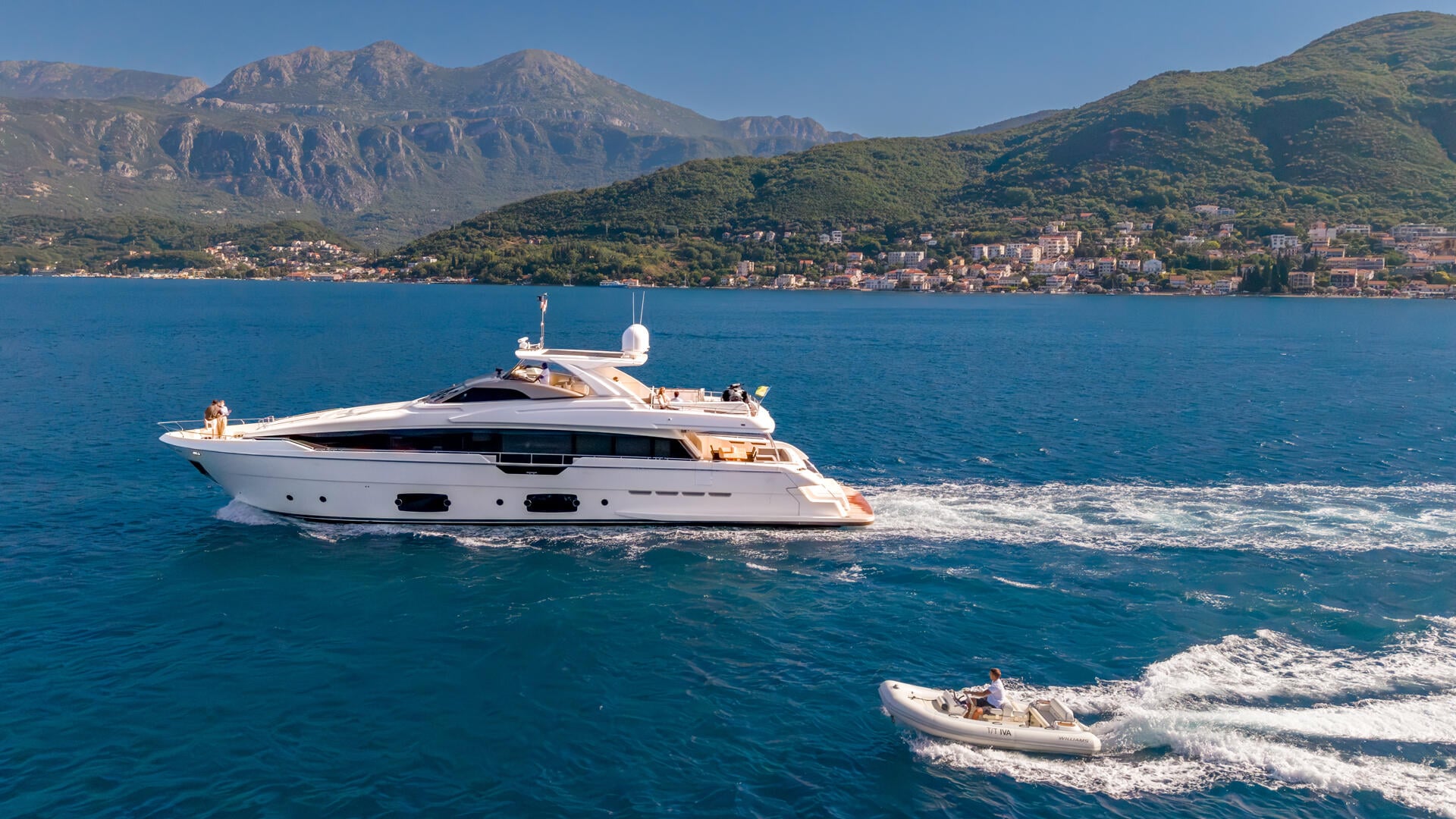 03-Iva-cruising_.jpg