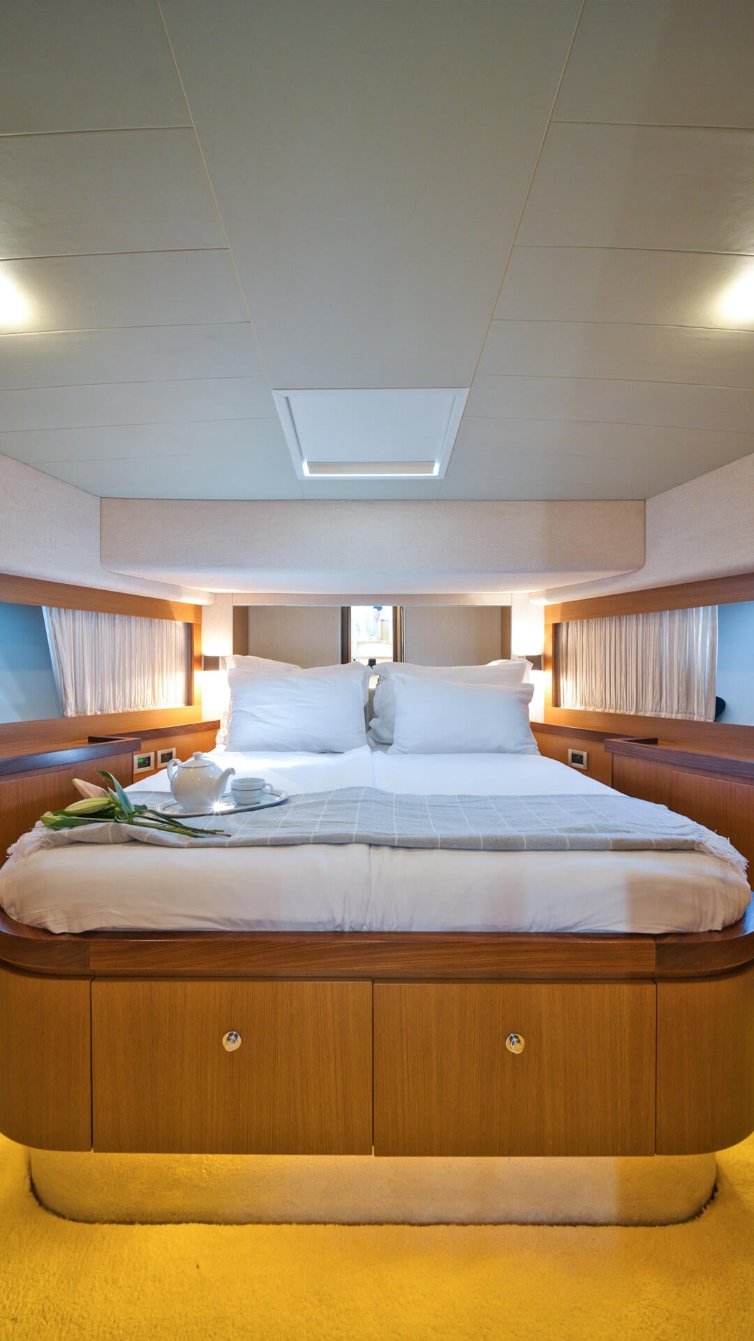 20-Dominique-Vip-cabin_.jpg