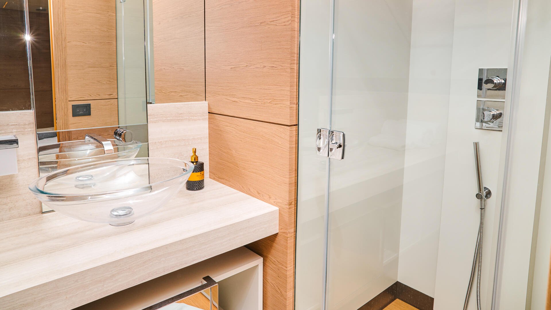 25-Madra-II-Double-cabin-ensuite_.jpg