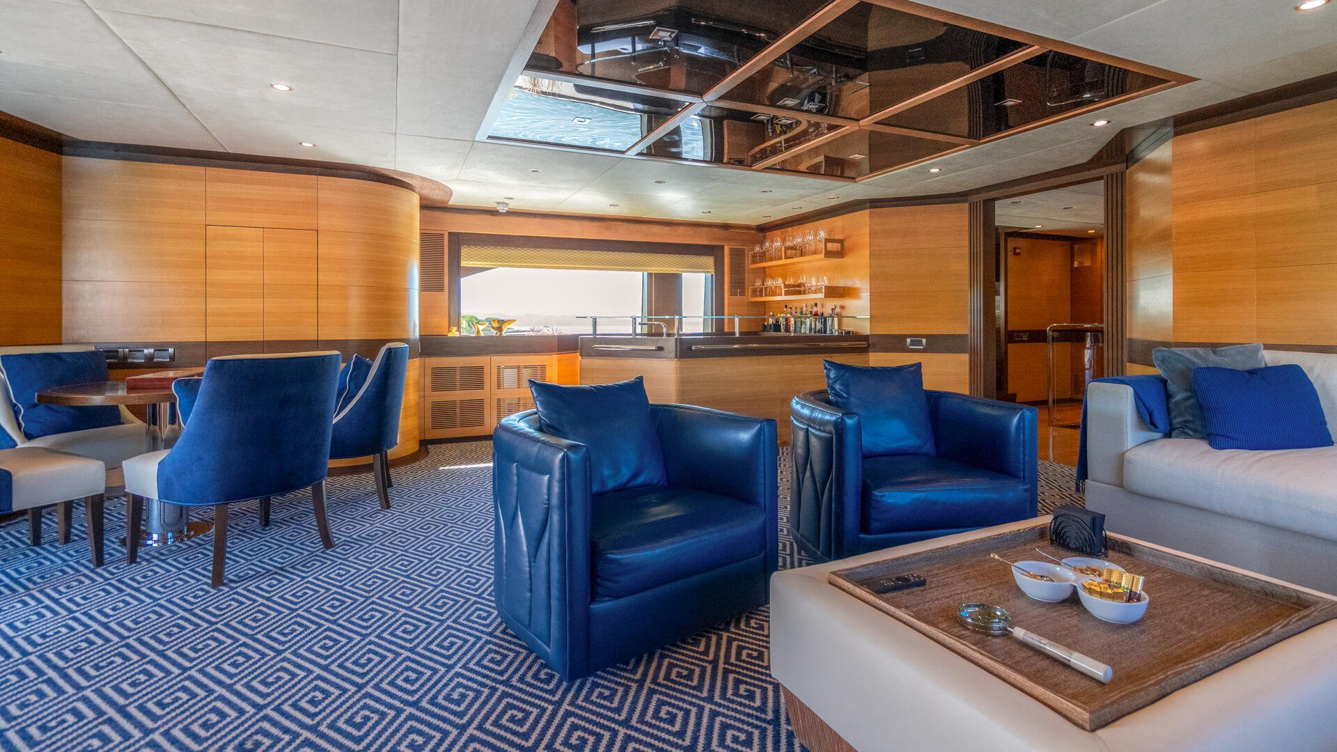 33-Silent-World-sky-lounge_.jpg