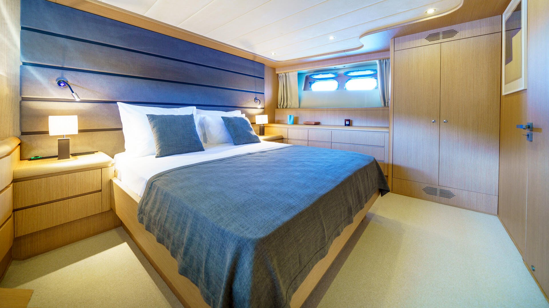 30-Phantom-master-cabin-retreat_.jpg