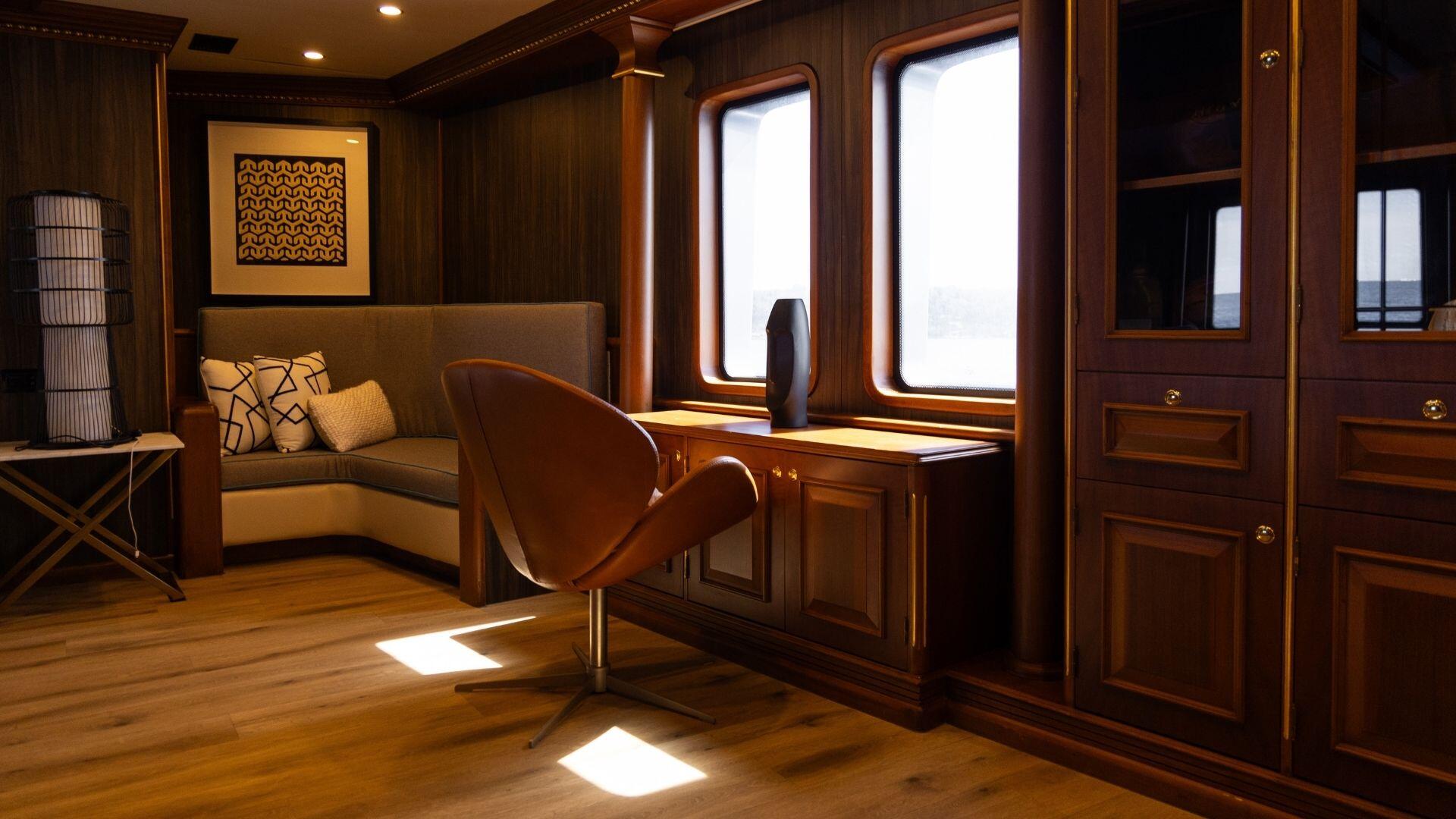 17-Irama-Master-cabin_.jpg