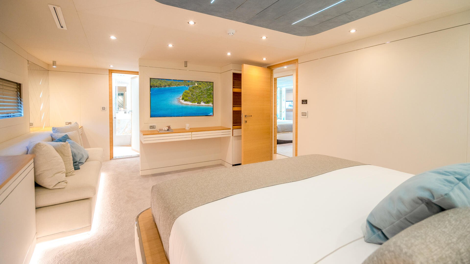34-Renata-Lower-deck-Double-stateroom-view_.jpg