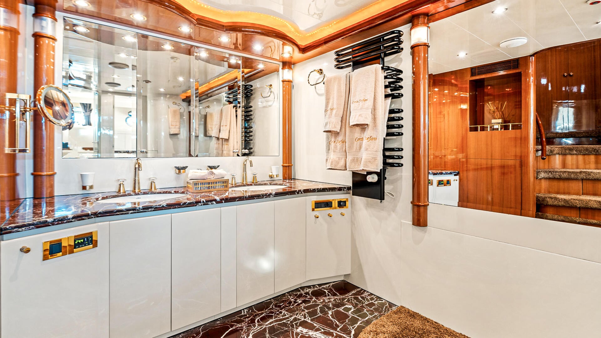 30-Conte-Stefani-ensuite_.jpg