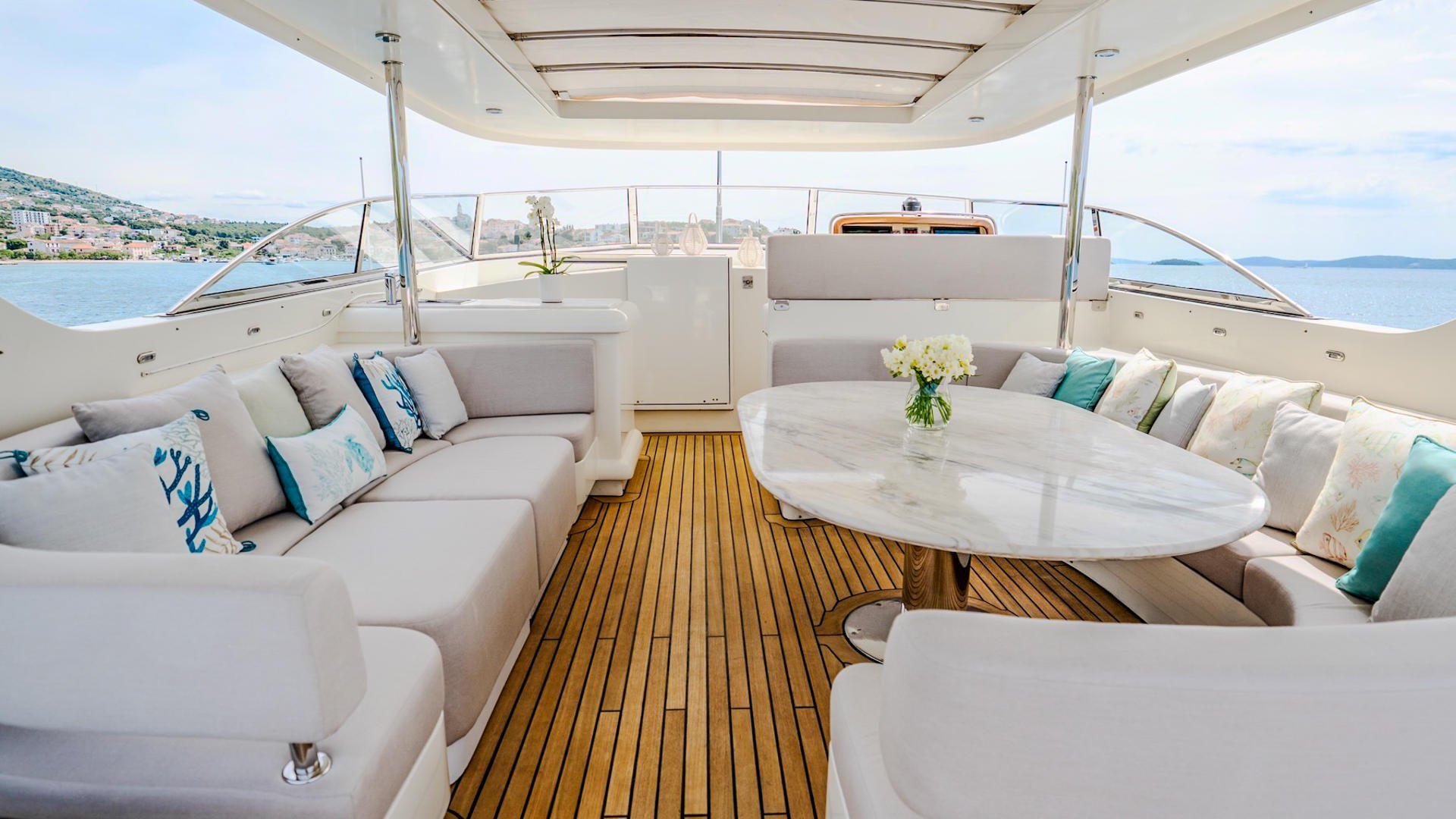 12-Dream-flybridge_.jpg