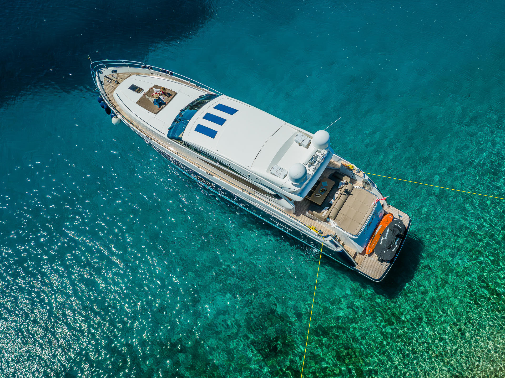09-Gitana-II-aerial-anchored_.jpg