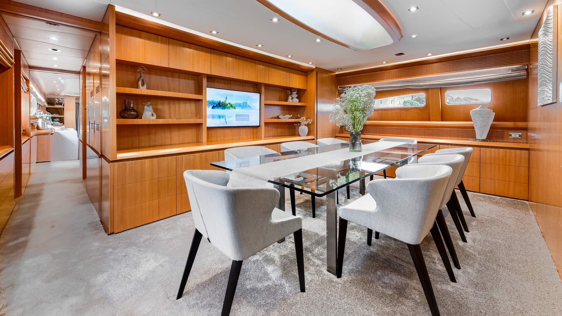 17-Cynthia-dining-area_.jpg