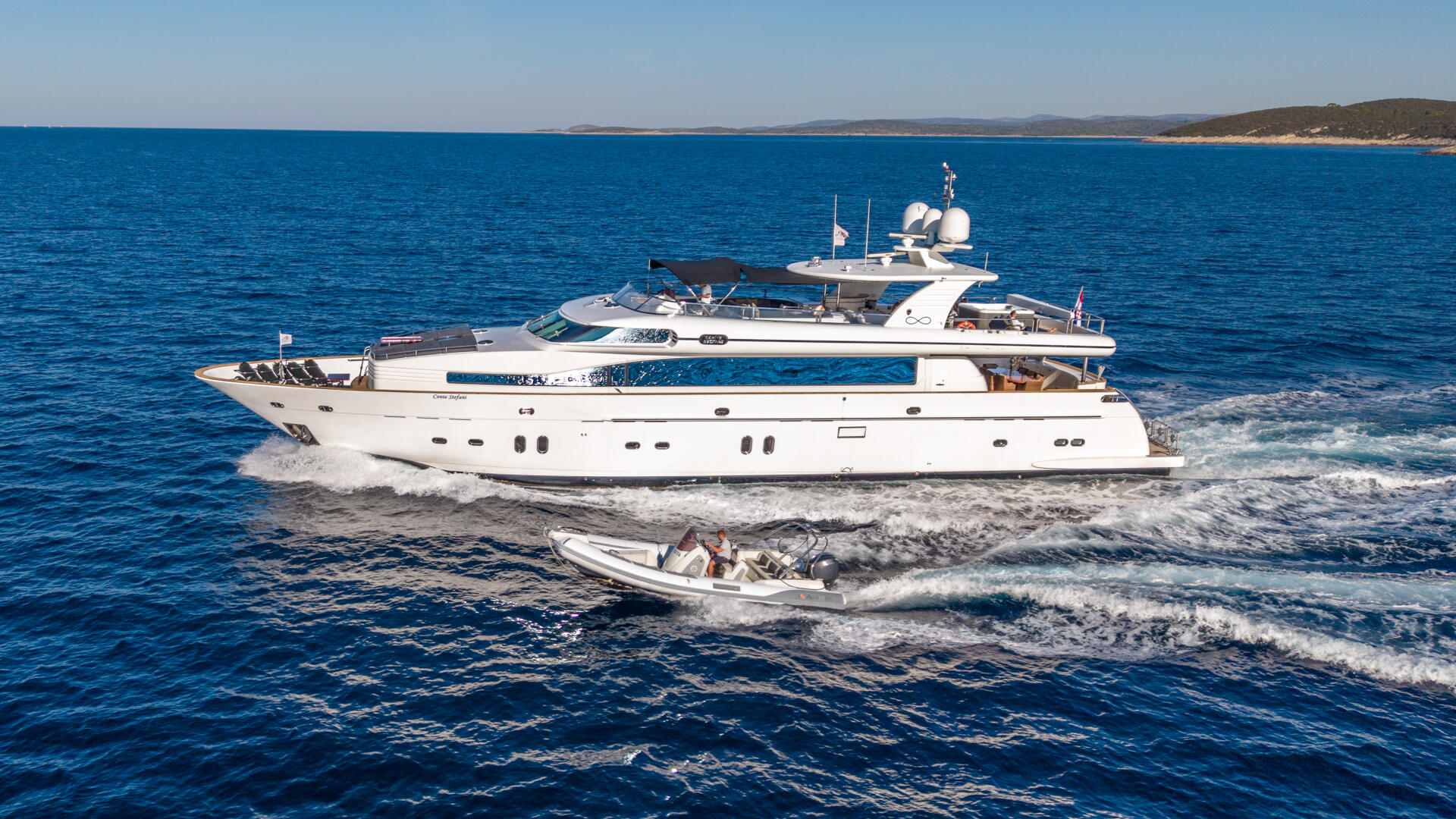 01-Conte-Stefani-portside_.jpg