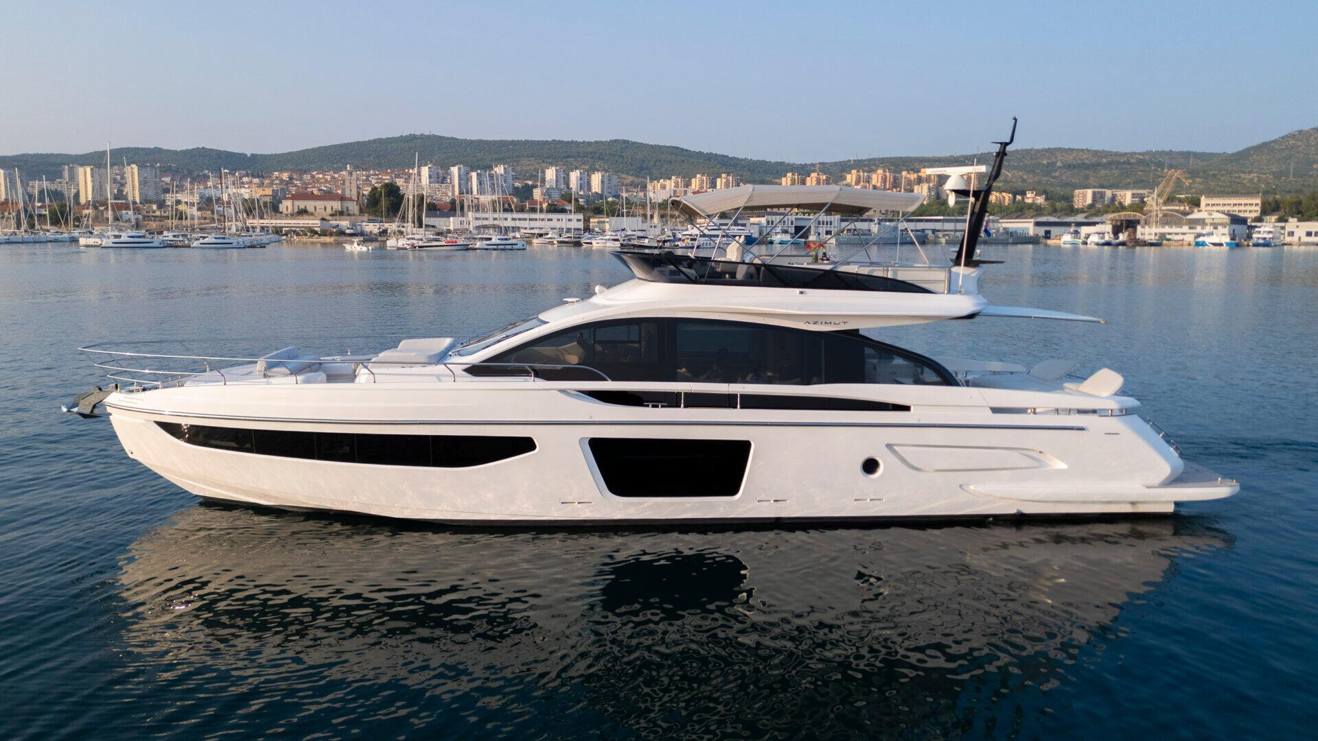 00-FELICITA- side-view_.jpg
