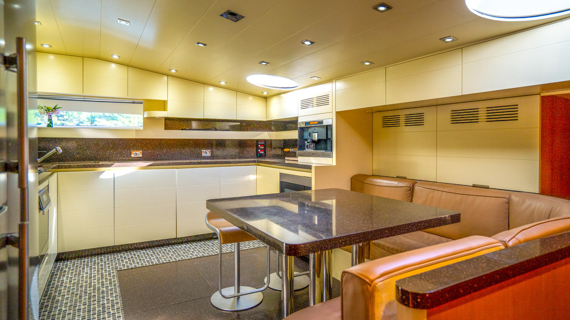 14-Cynthia-galley_.jpg
