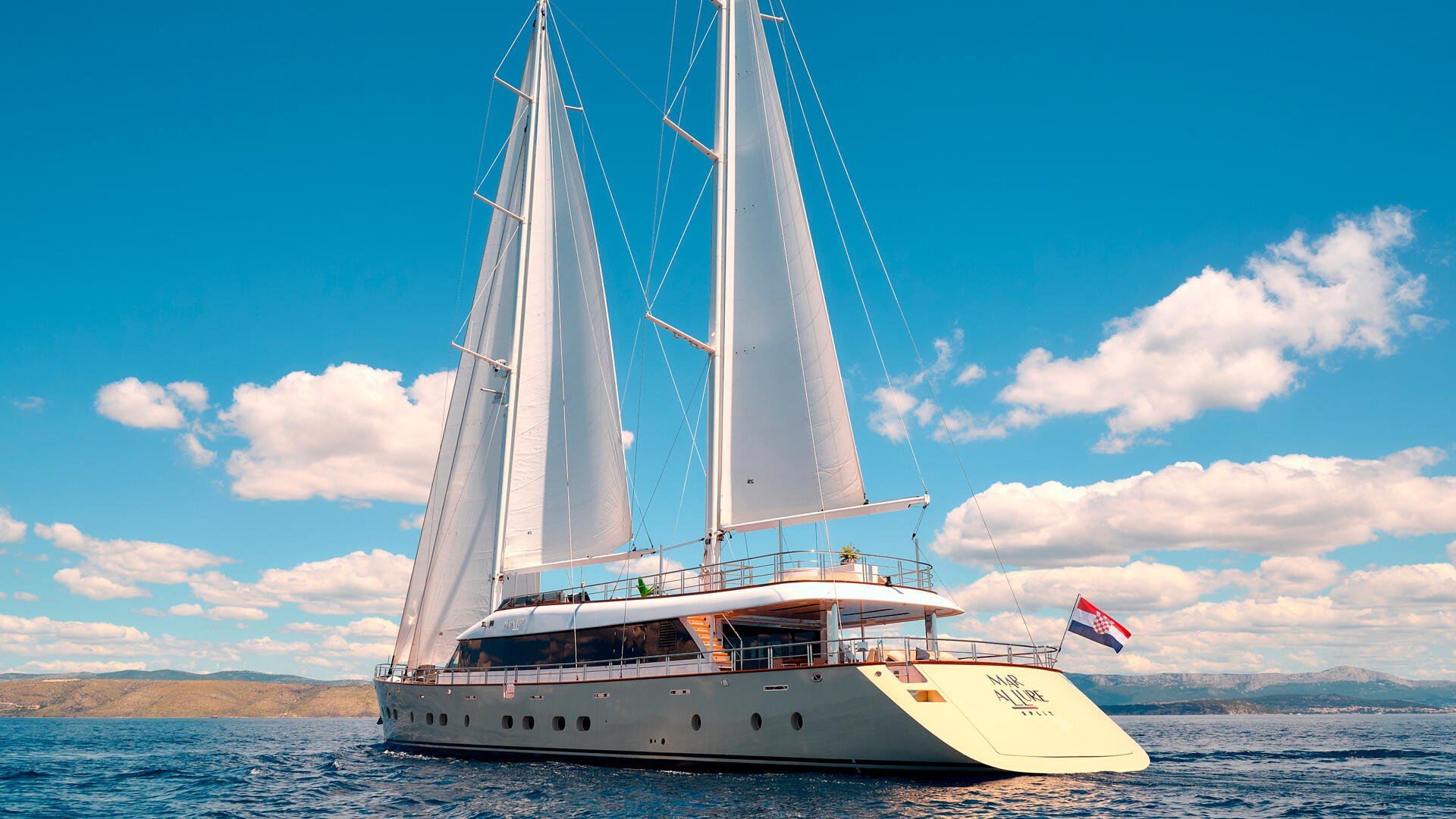04-Marallure-stern_.jpg