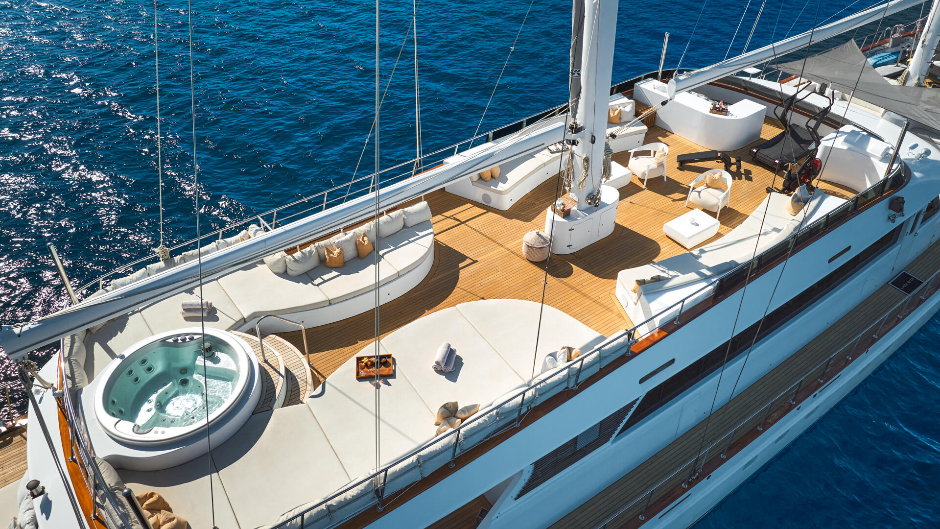 08-Lady-Gita-sundeck-view_.jpg