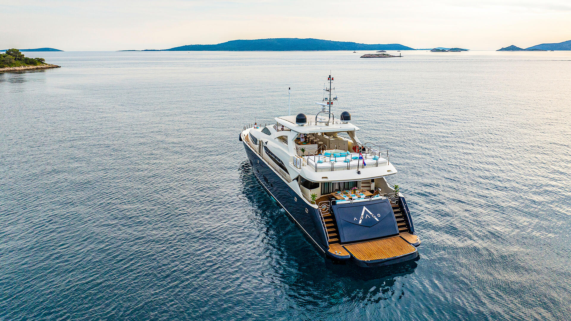 04-Arago-aerial-aft.jpg _ _.JPG