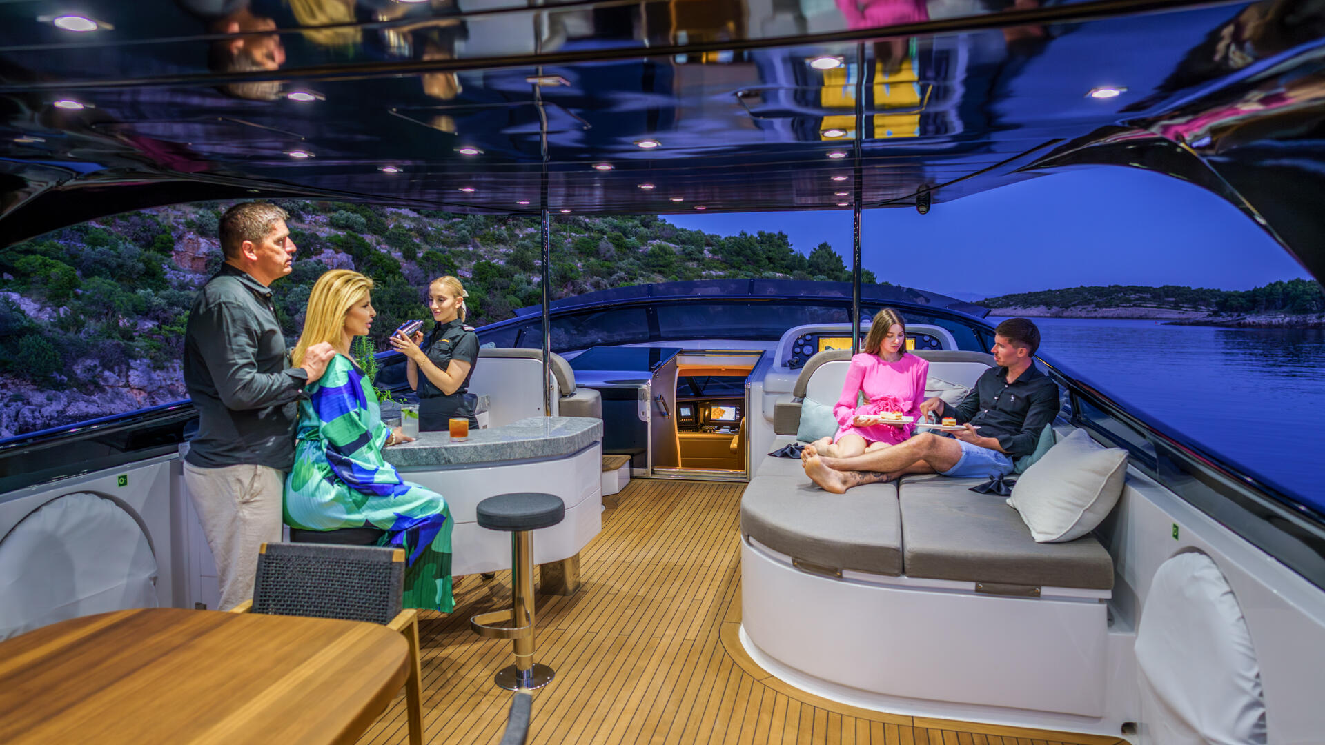 18-Cynthia-flybridge-nights_.jpg