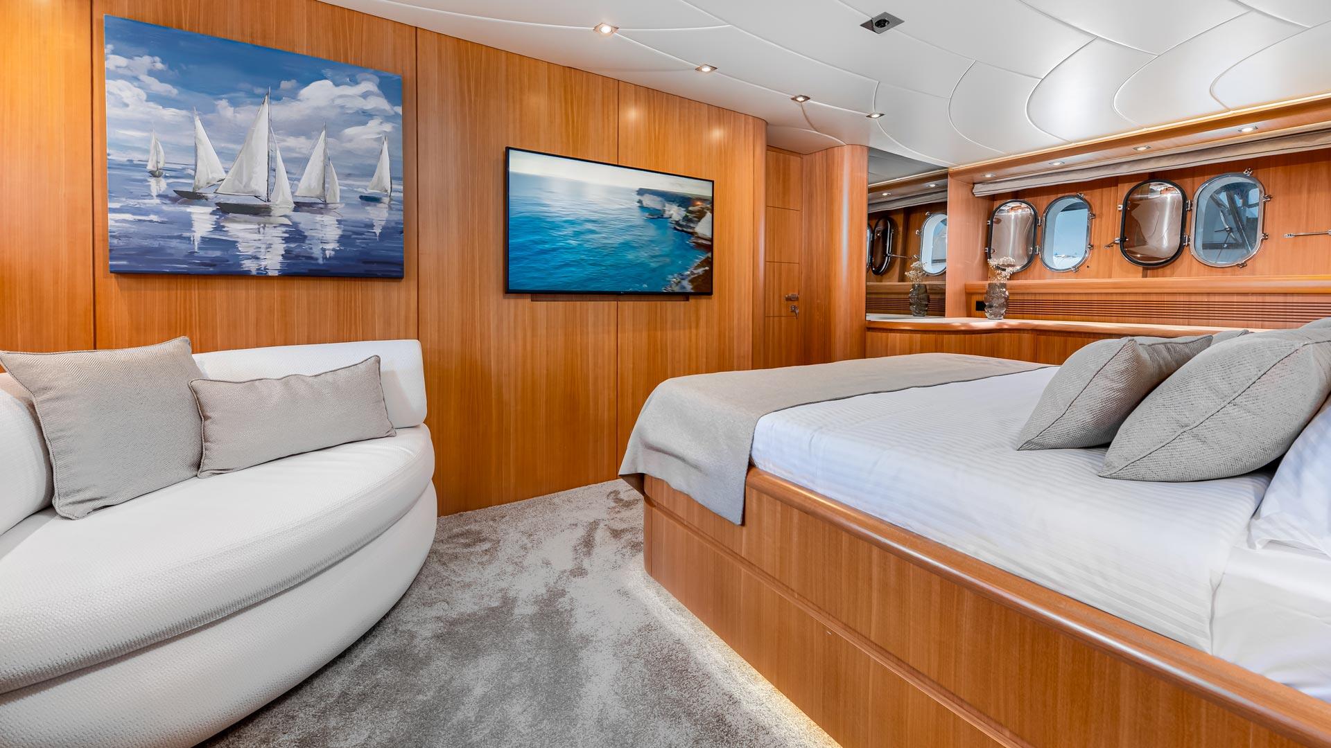 20-Cynthia-Master-cabin-seating-area_.jpg